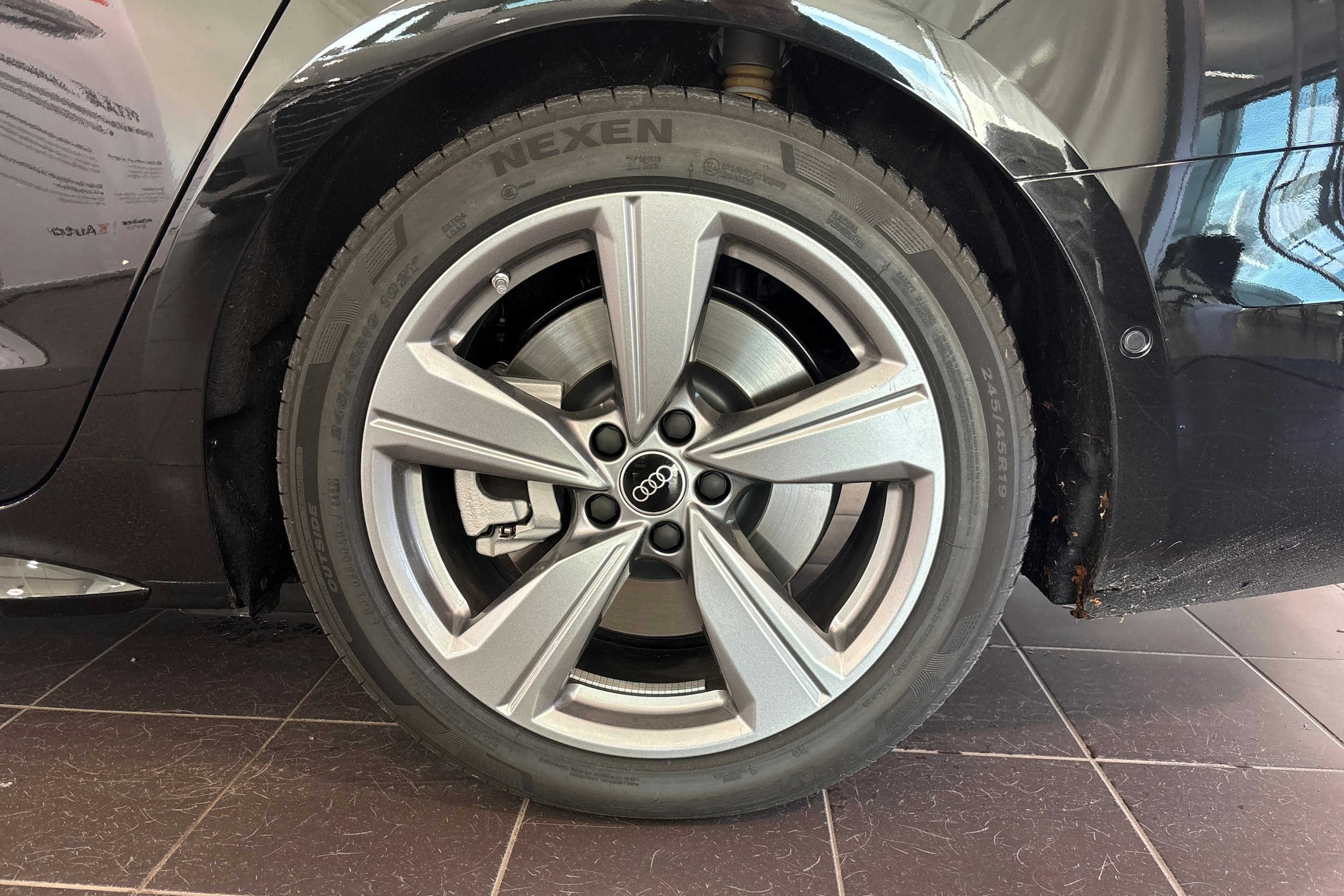 musta Audi A6 2026 kuva 10.