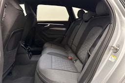 met. harmaa Audi A6 2026 kuva 14.