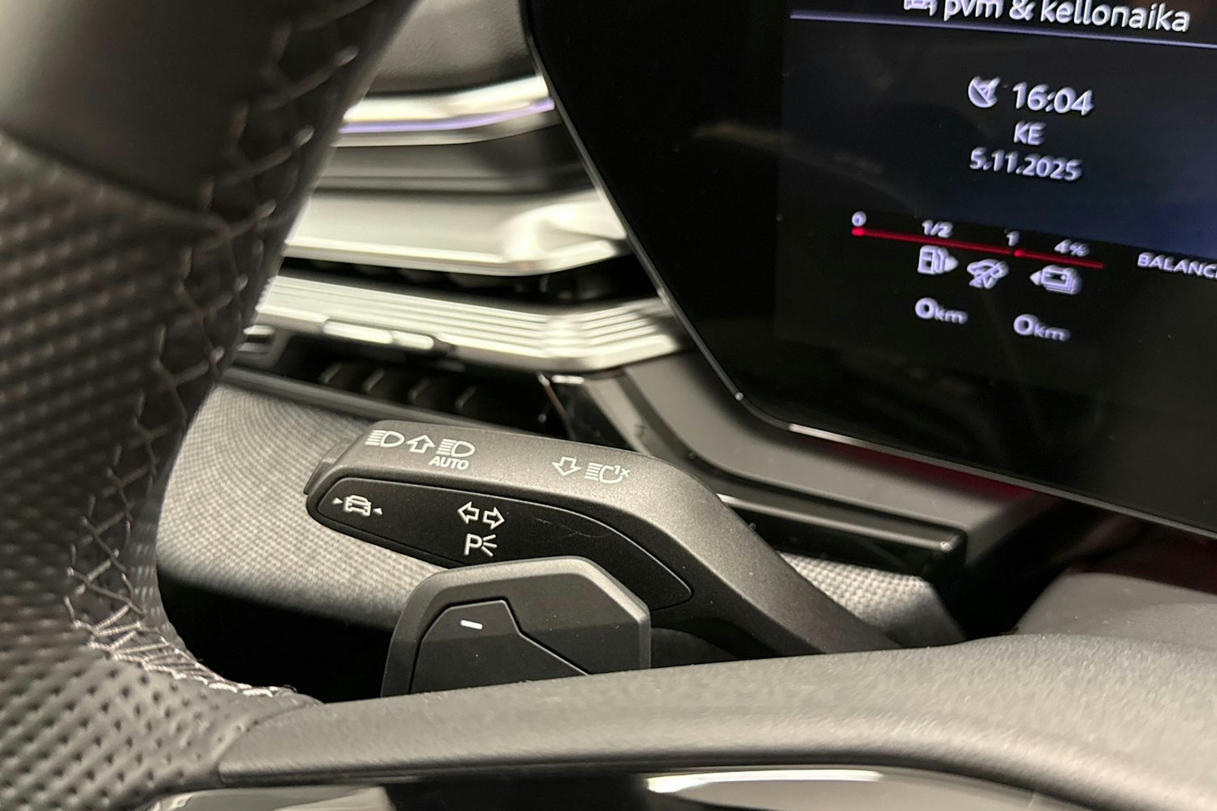 met. harmaa Audi A6 2026 kuva 18.