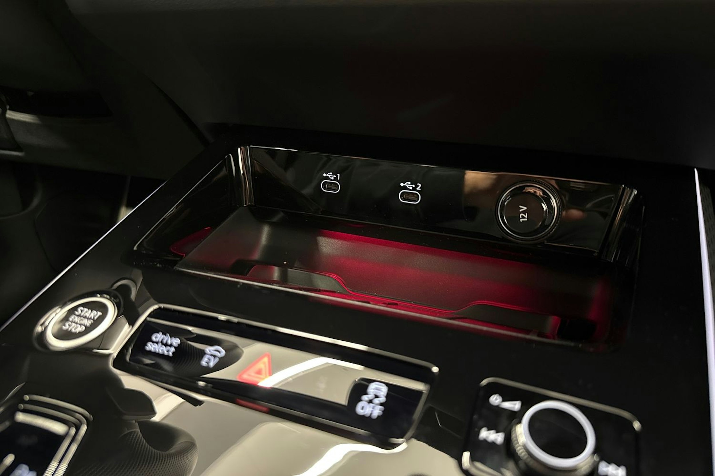 met. harmaa Audi A6 2026 kuva 24.