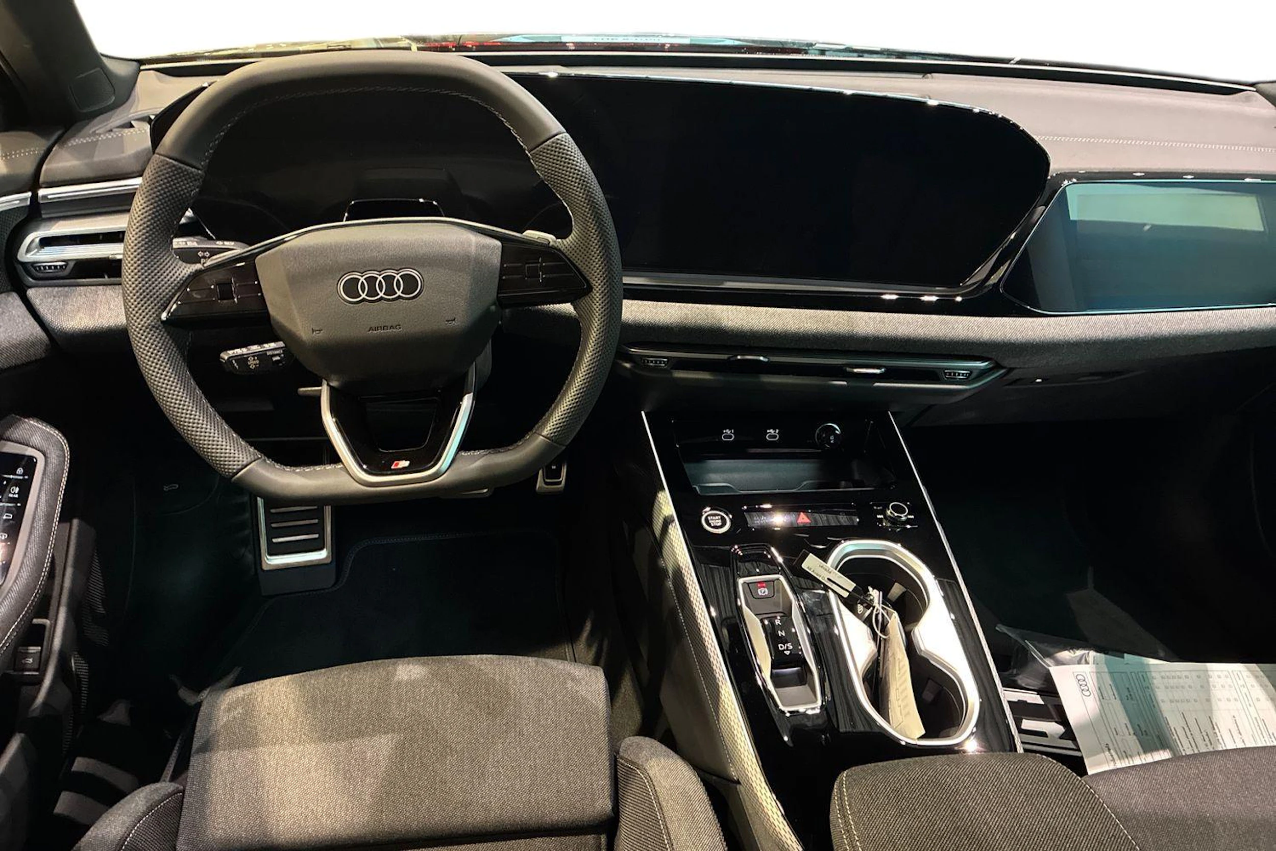 vihreä Audi A6 2026 kuva 7.