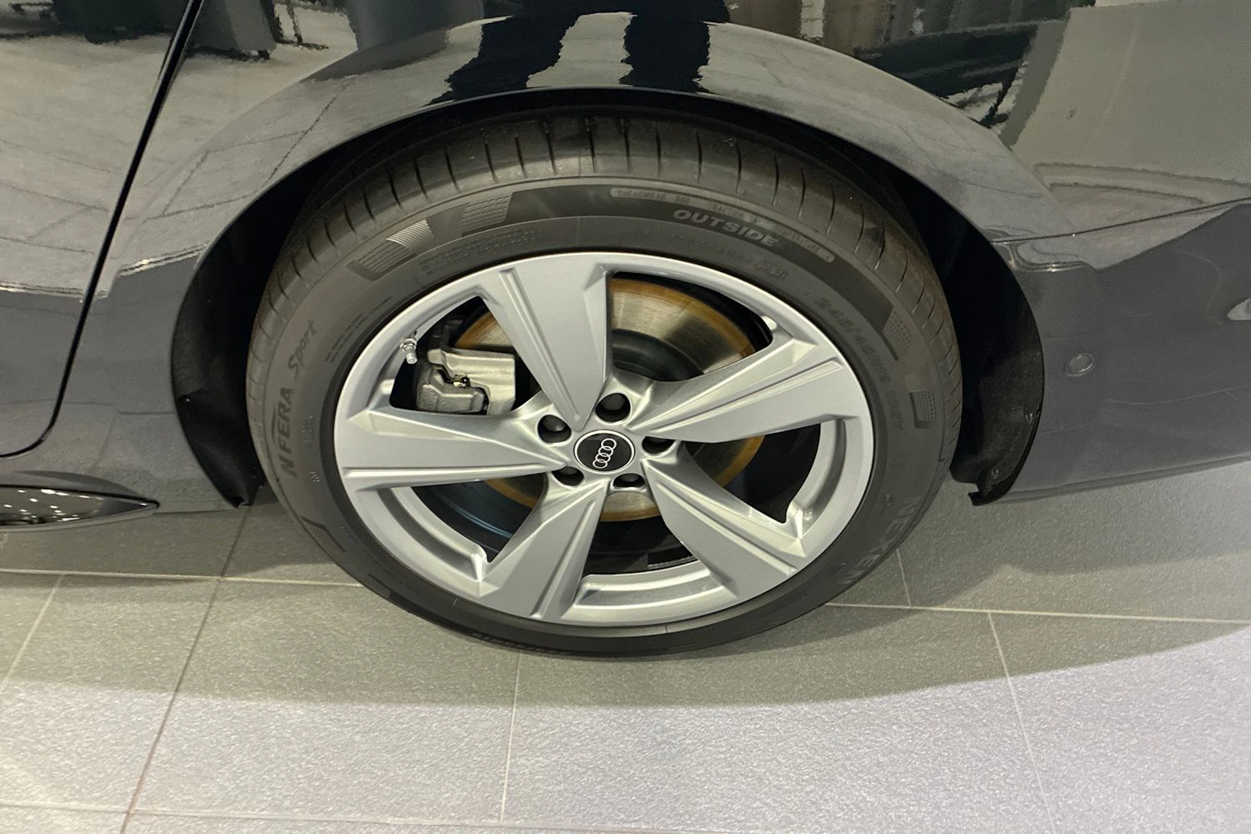 vihreä Audi A6 2026 kuva 10.