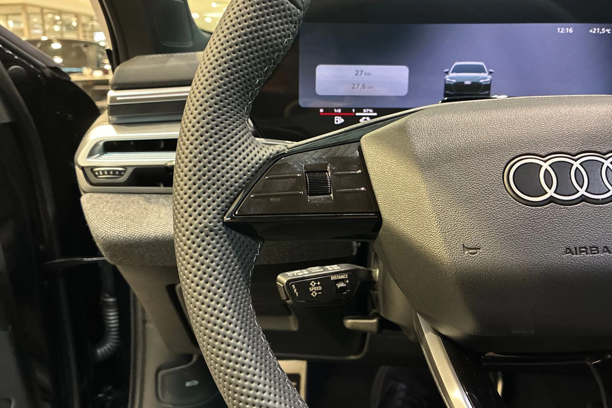 vihreä Audi A6 2026 kuva 13.