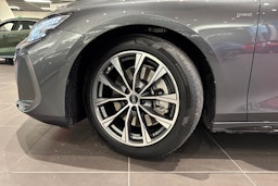 harmaa Audi A6 2026 kuva 10.