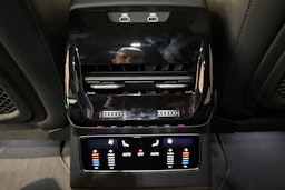 harmaa Audi A6 2026 kuva 13.