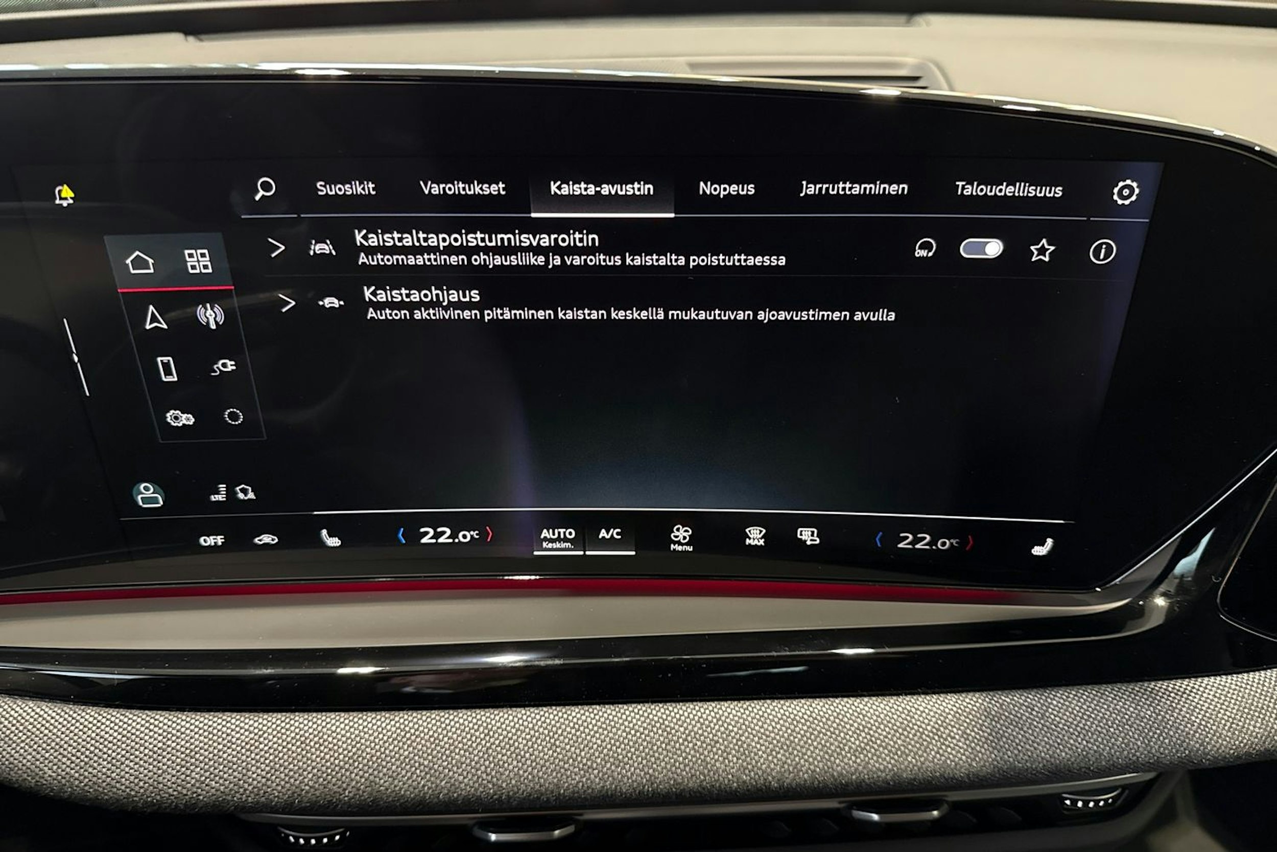 met. musta Audi A6 2026 kuva 23.