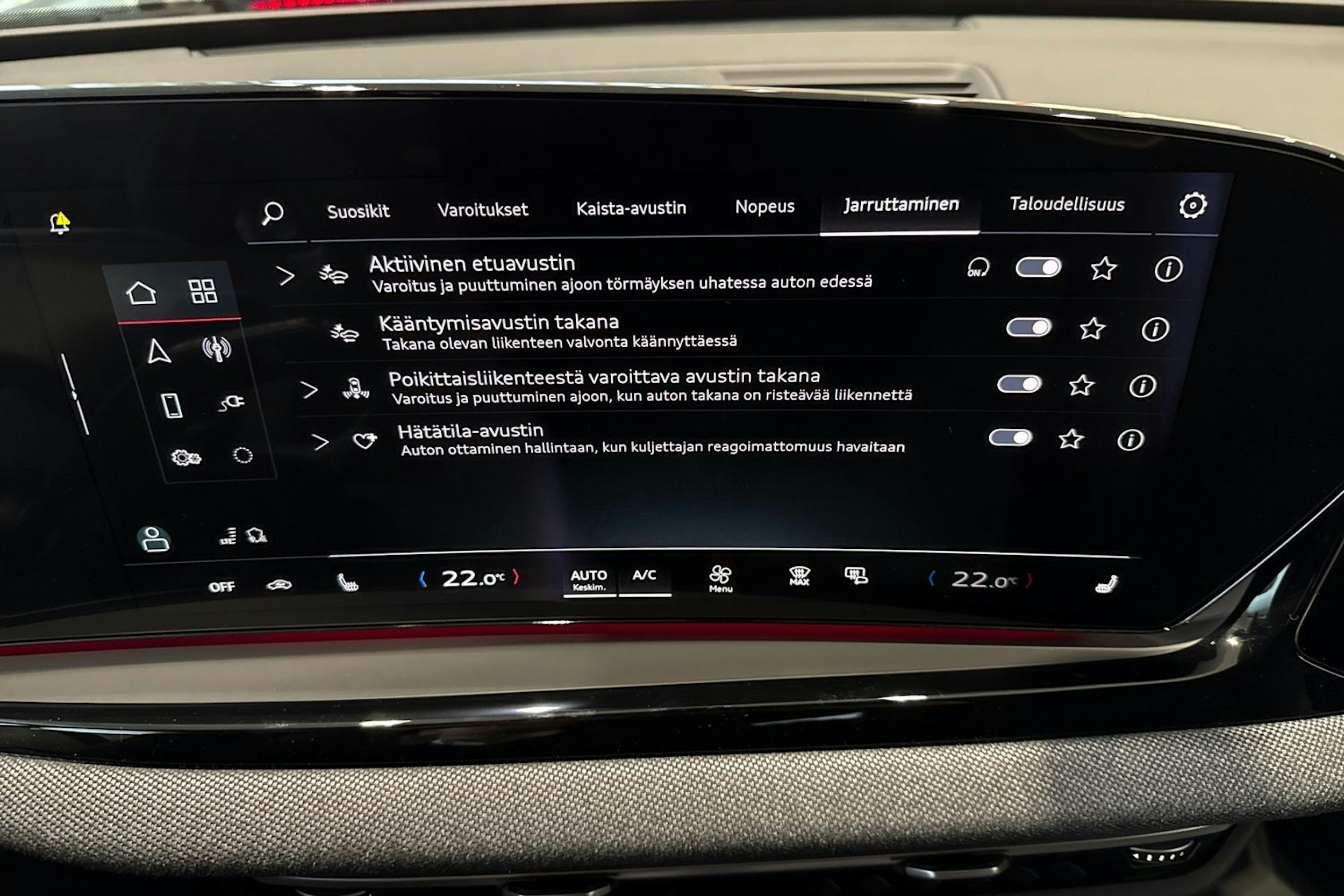 met. musta Audi A6 2026 kuva 24.