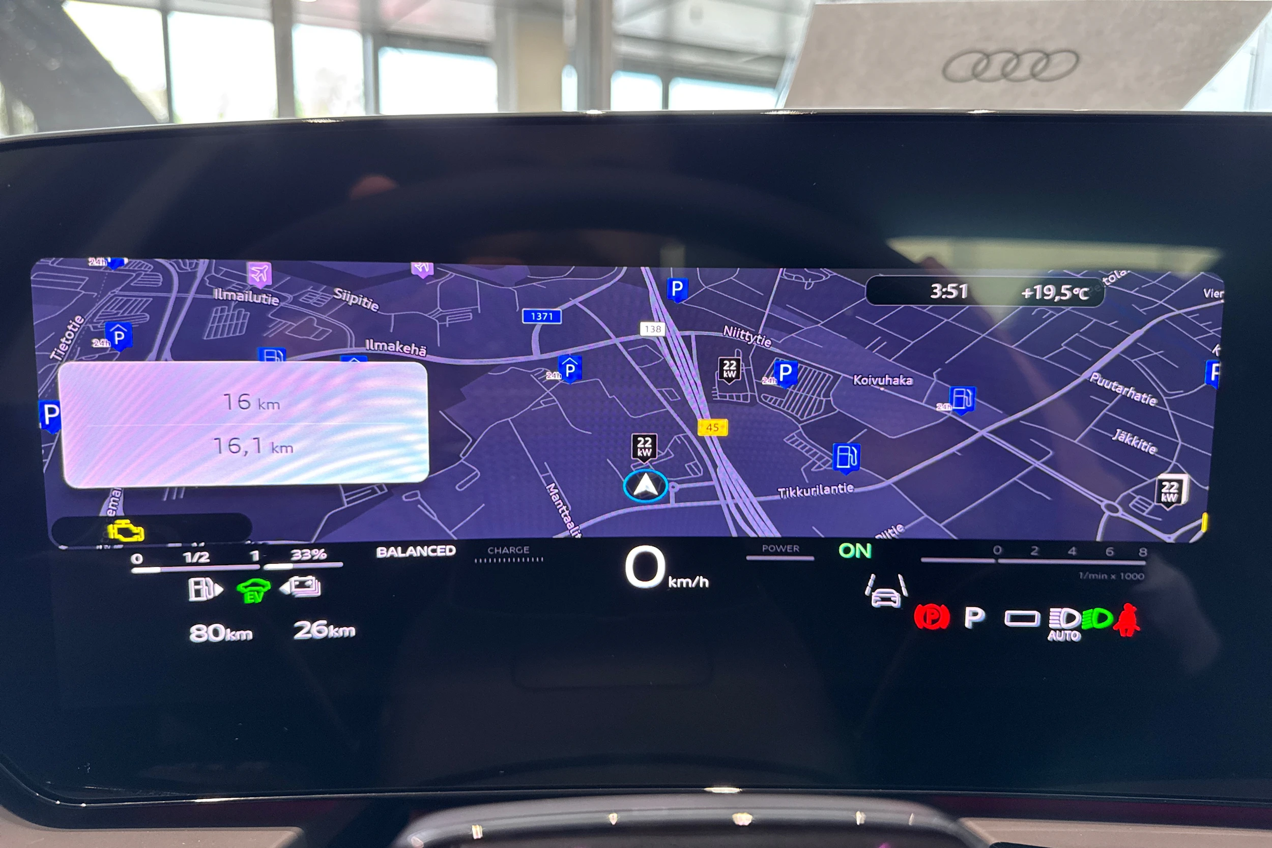 met. harmaa Audi A6 2026 kuva 11.