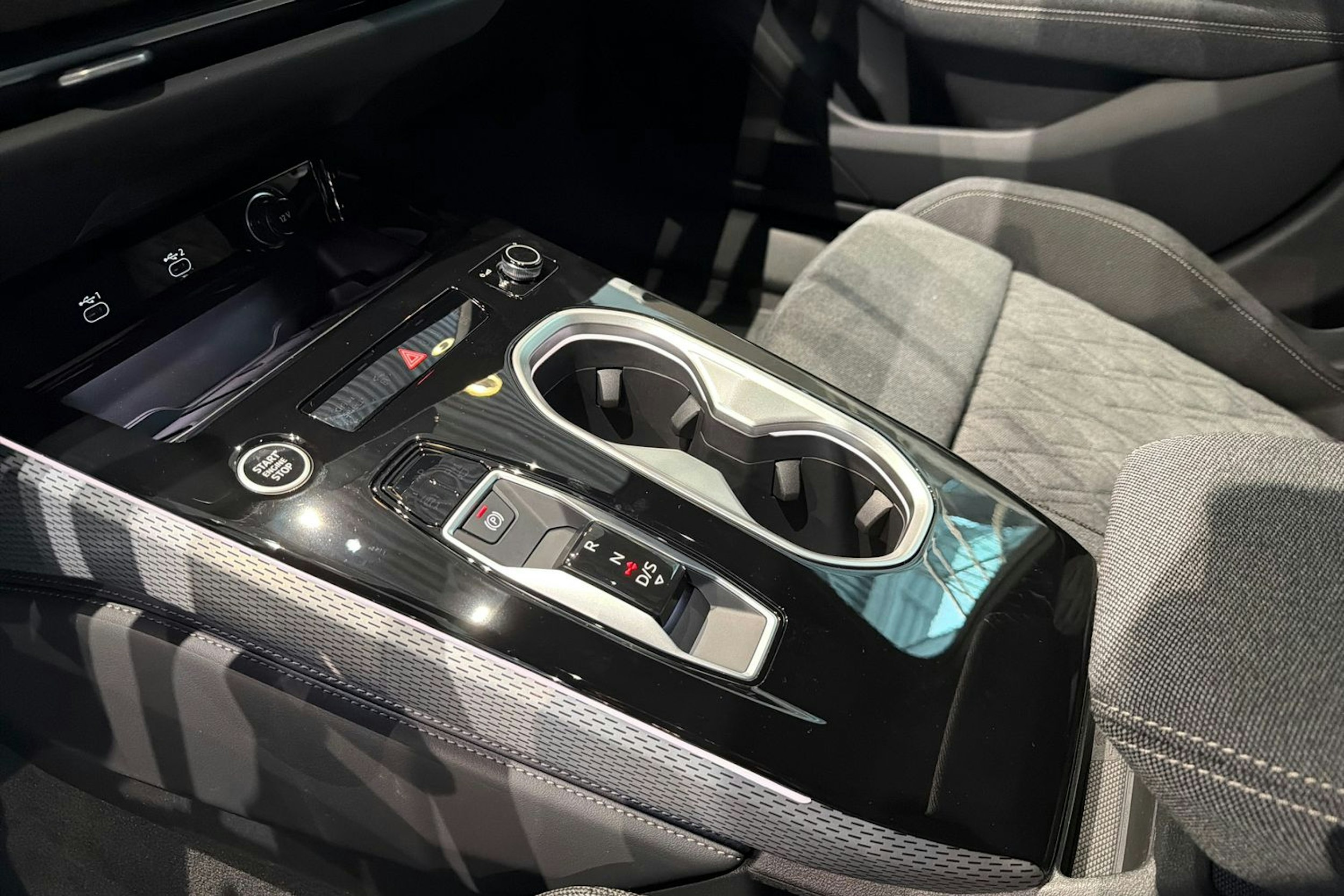 harmaa Audi A6 2026 kuva 14.