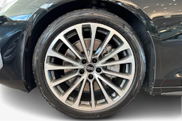 vihreä Audi A6 2026 kuva 9.