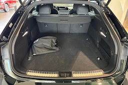 vihreä Audi A6 2026 kuva 12.