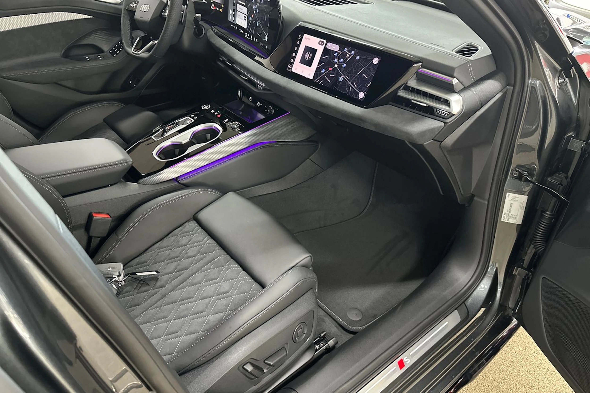 met. harmaa Audi A6 2026 kuva 22.