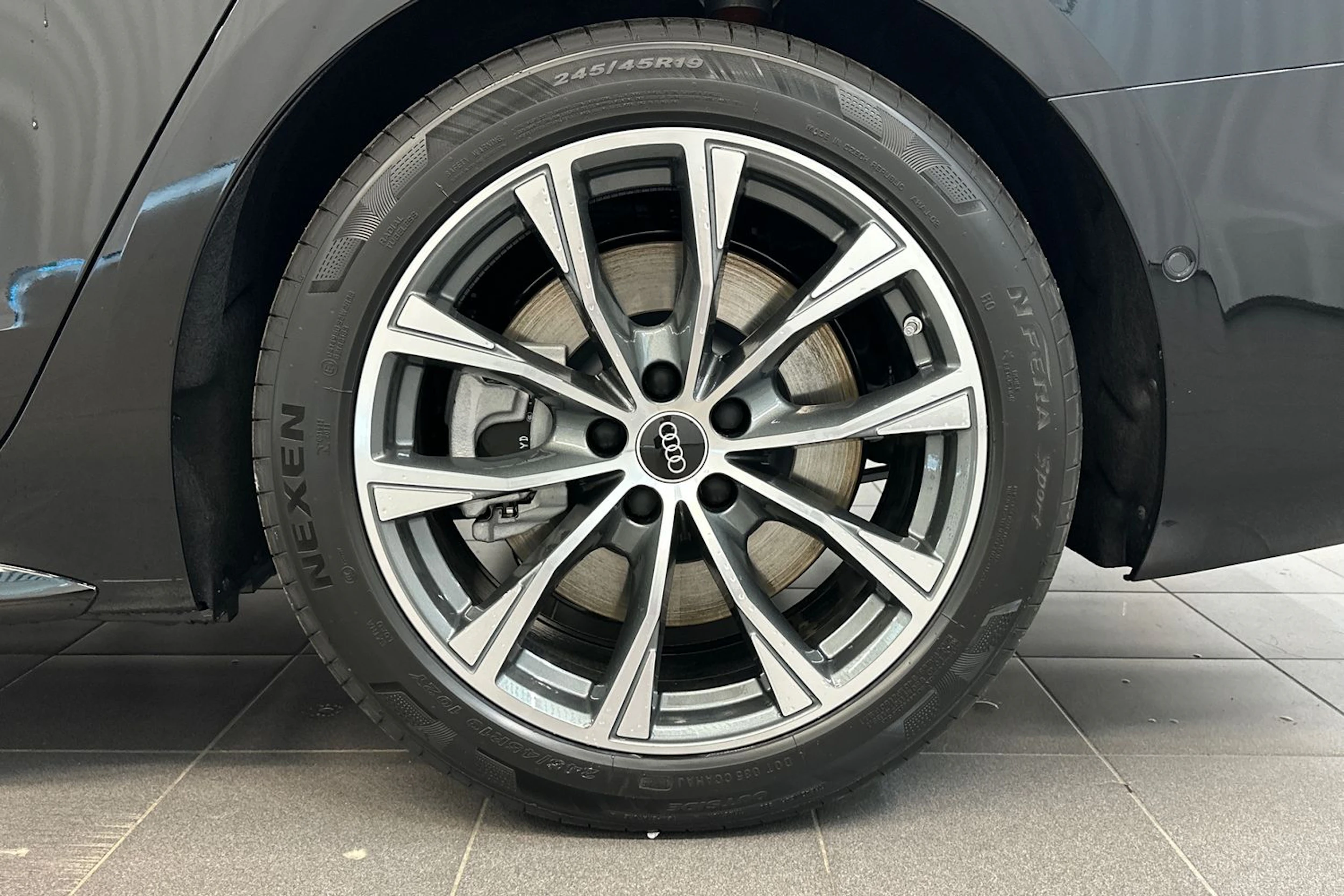 musta Audi A6 2026 kuva 10.