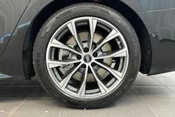 musta Audi A6 2026 kuva 10.