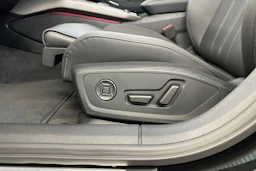 musta Audi A6 2026 kuva 19.
