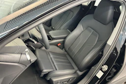 musta Audi A6 2026 kuva 20.