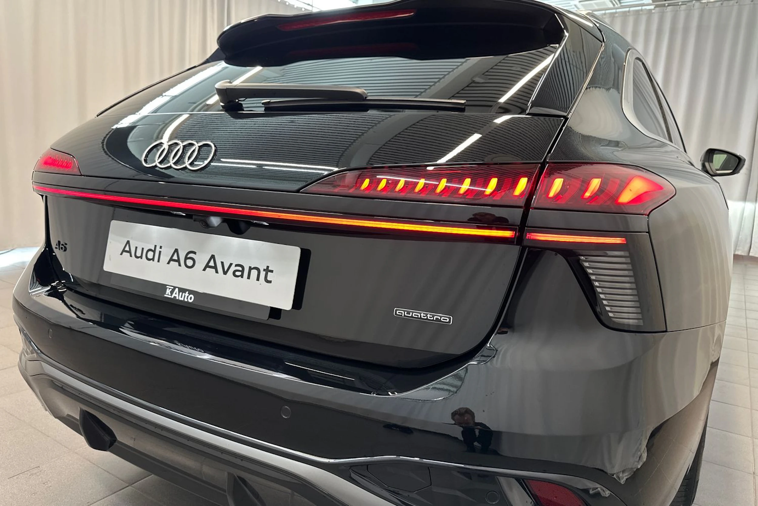musta Audi A6 2026 kuva 34.