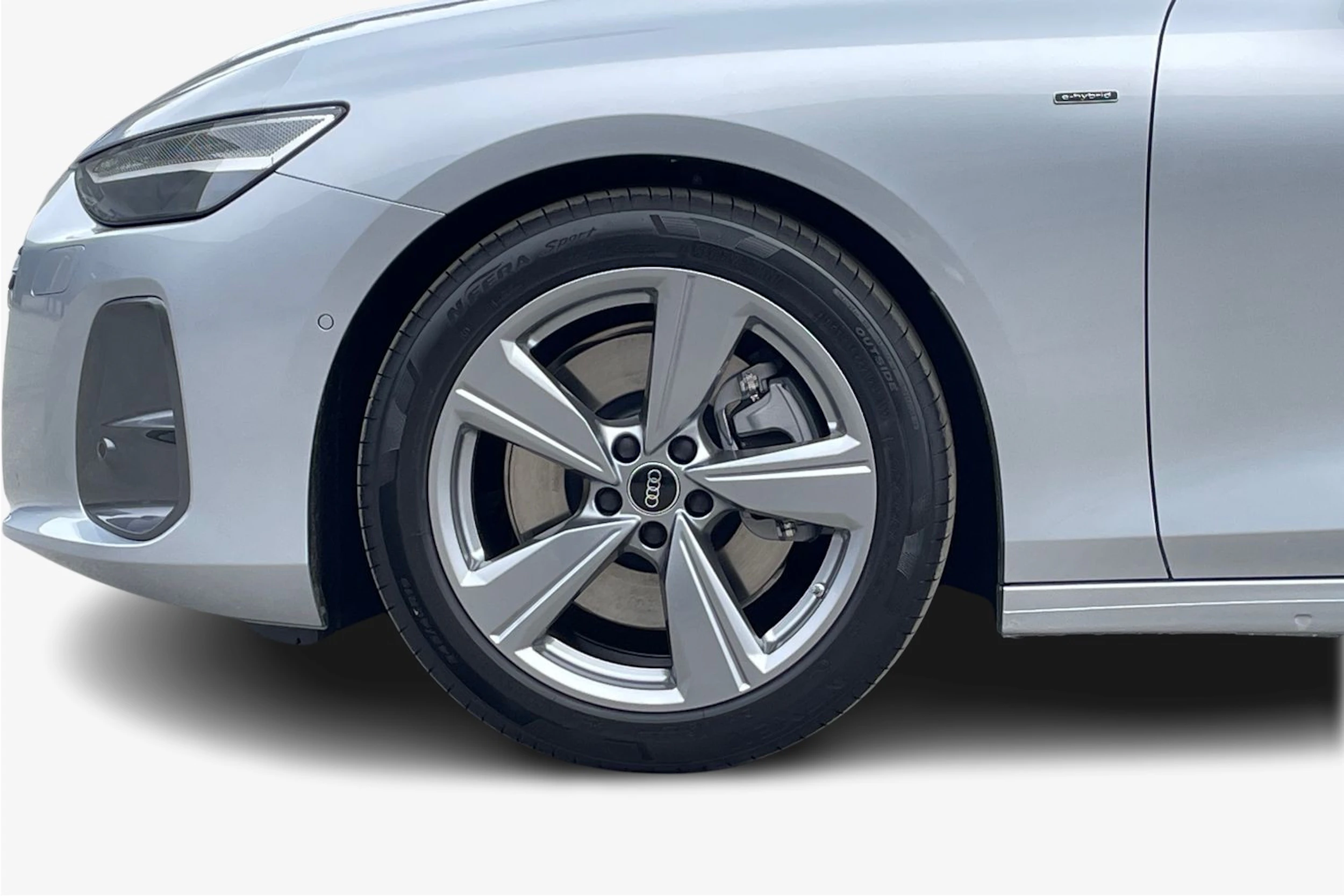 harmaa Audi A6 2026 kuva 9.