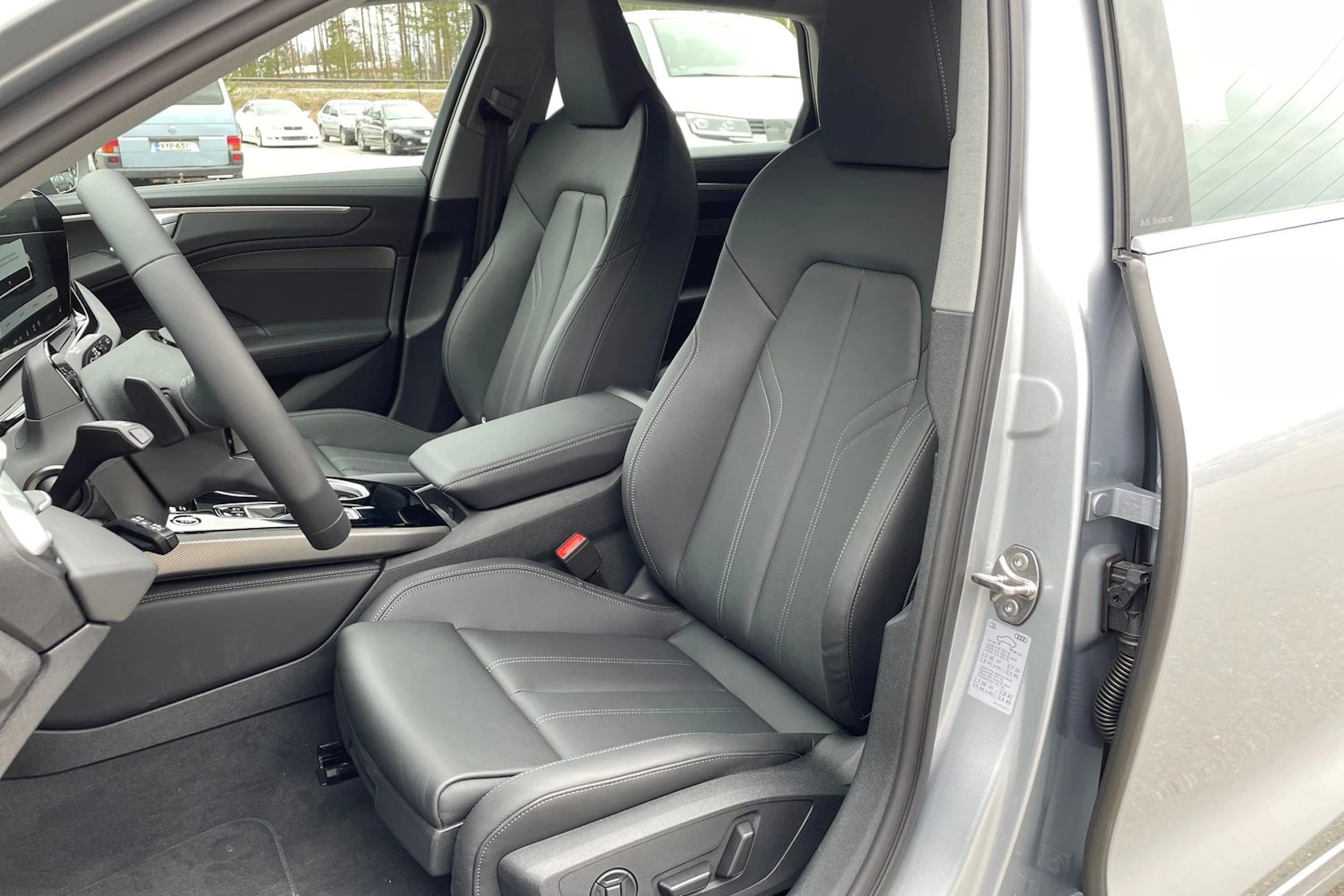 harmaa Audi A6 2026 kuva 27.