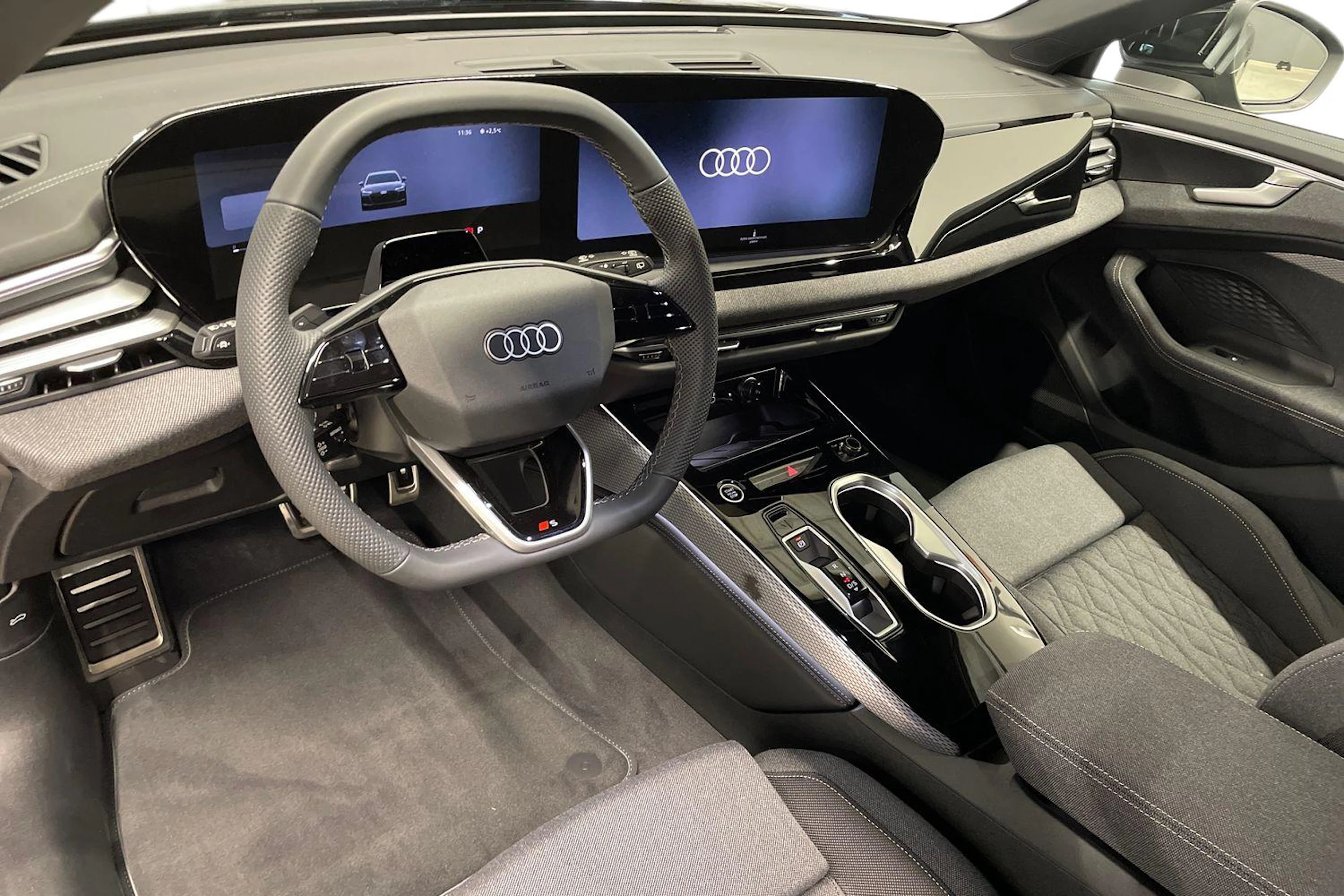musta Audi A6 2026 kuva 6.