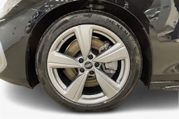 musta Audi A6 2026 kuva 9.