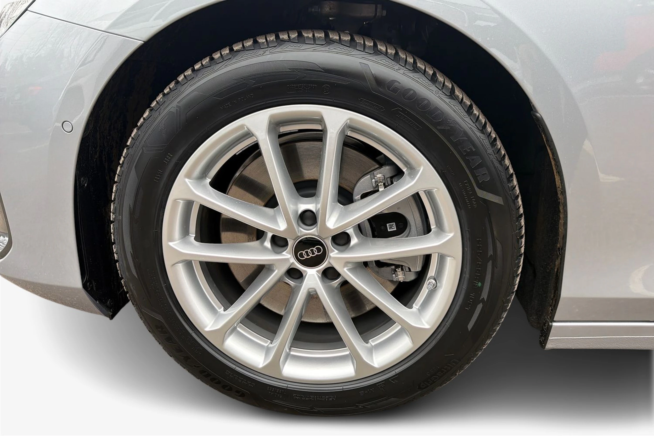 harmaa Audi A6 2026 kuva 9.