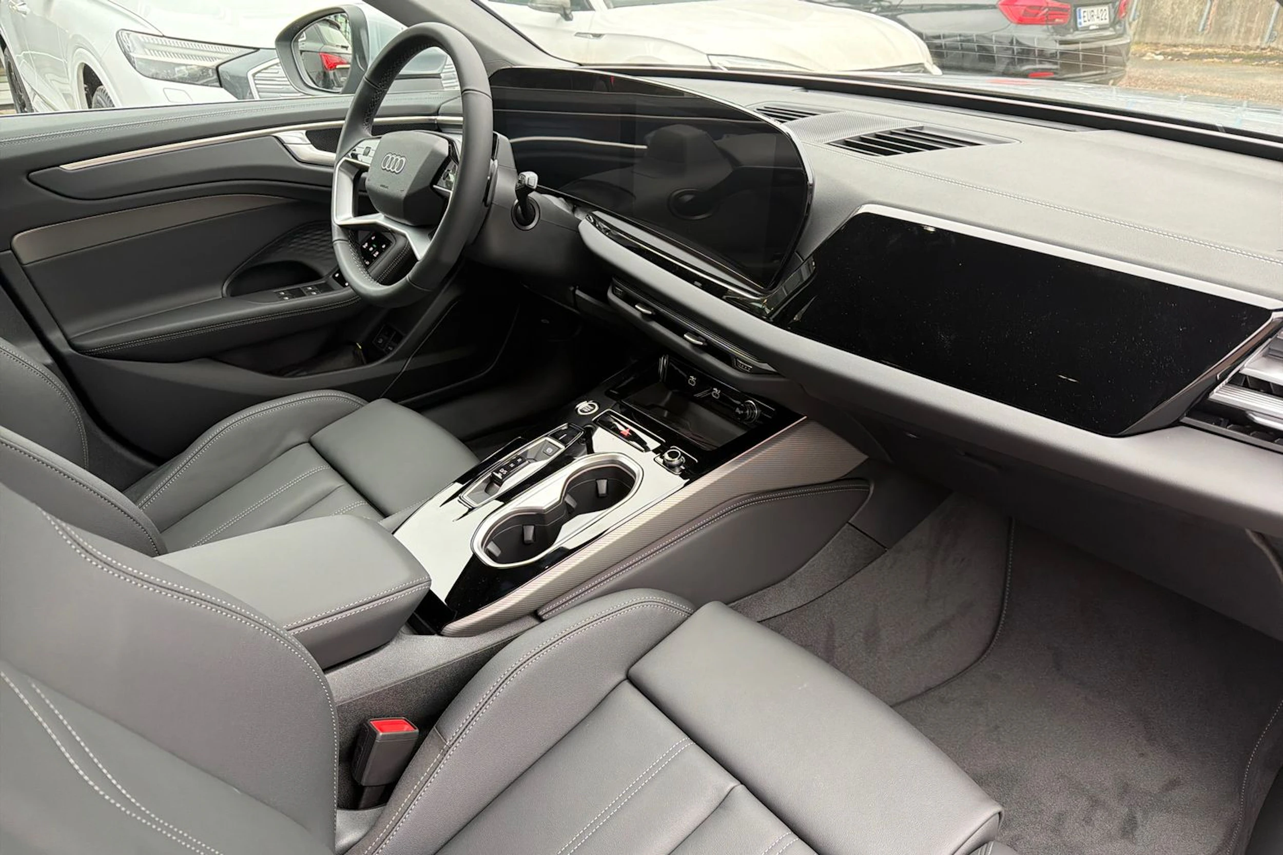 harmaa Audi A6 2026 kuva 17.