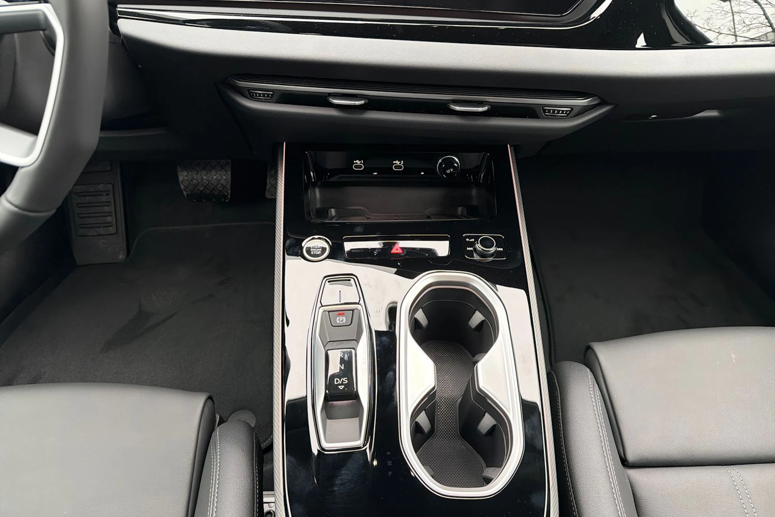 harmaa Audi A6 2026 kuva 18.