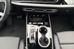 harmaa Audi A6 2026 kuva 18.