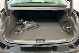 musta Audi A6 2026 kuva 11.