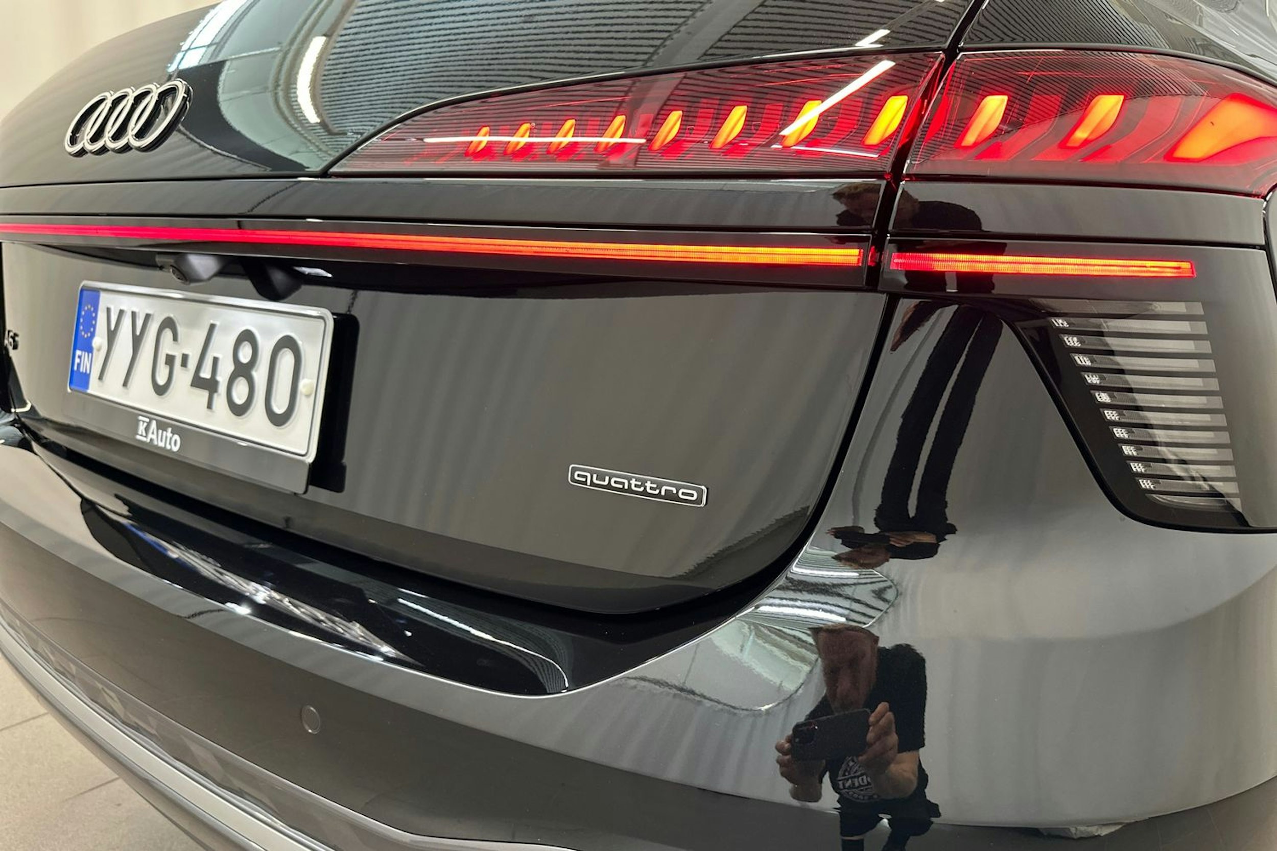 musta Audi A6 2026 kuva 33.