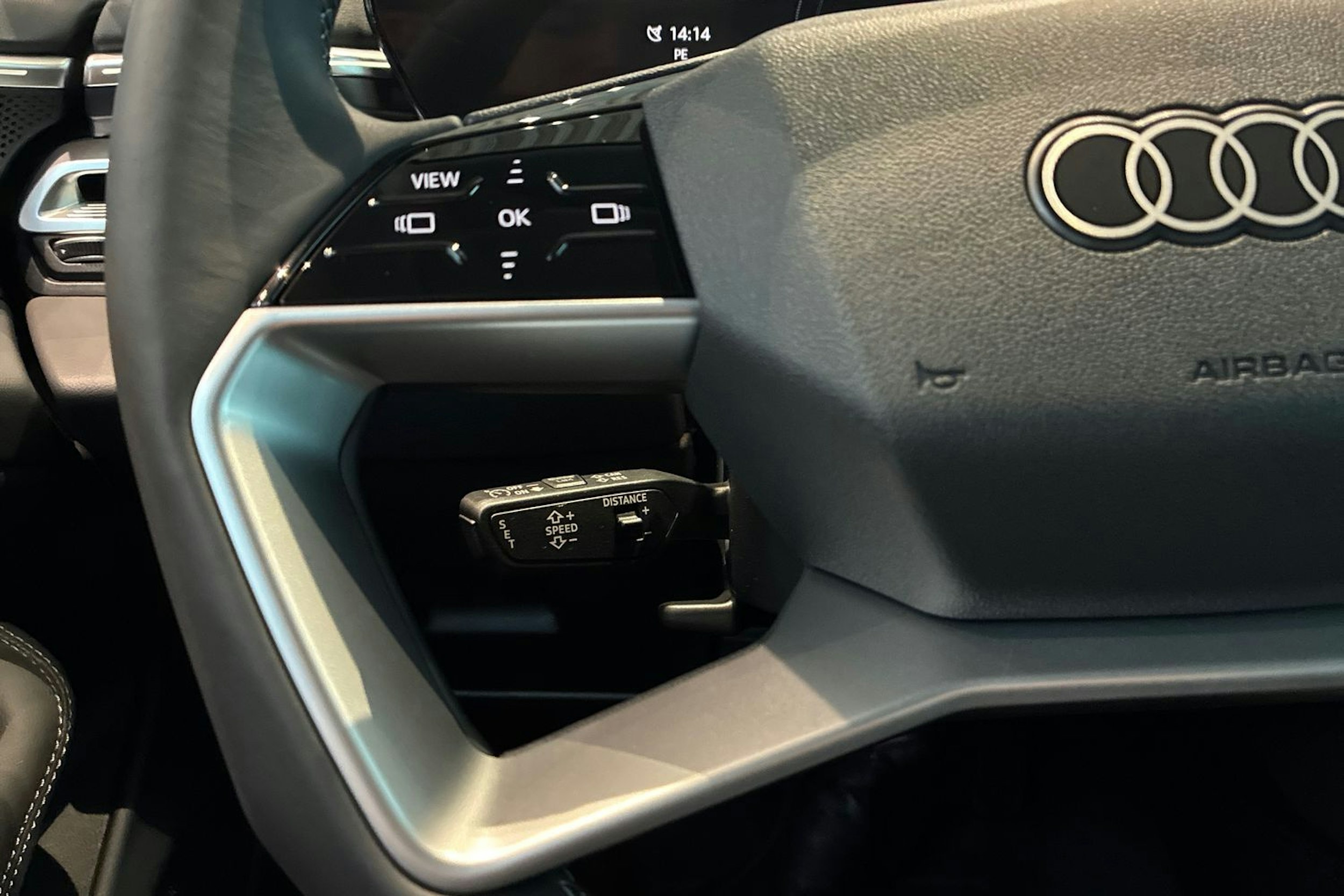 met. musta Audi A6 2026 kuva 12.