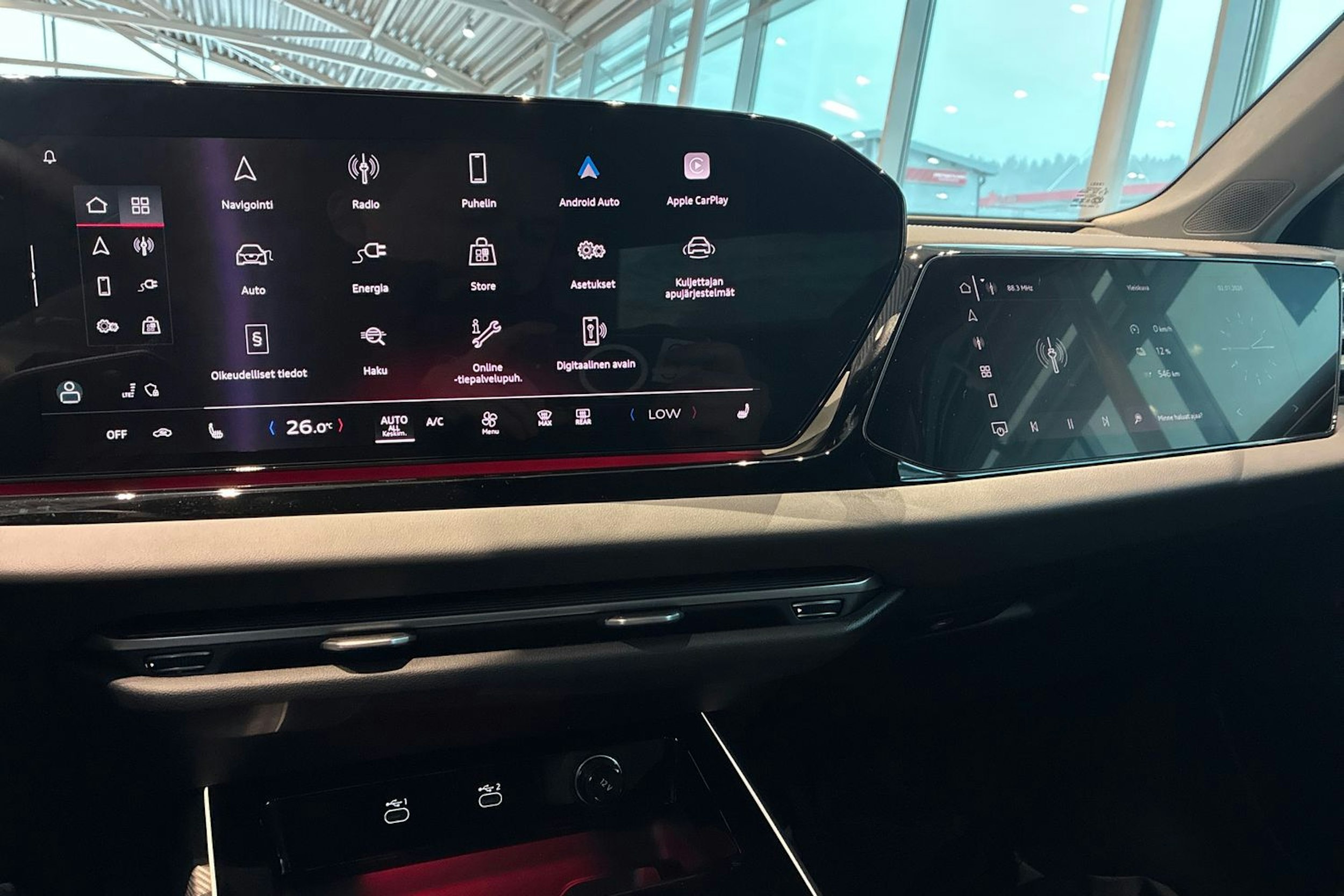 met. musta Audi A6 2026 kuva 14.