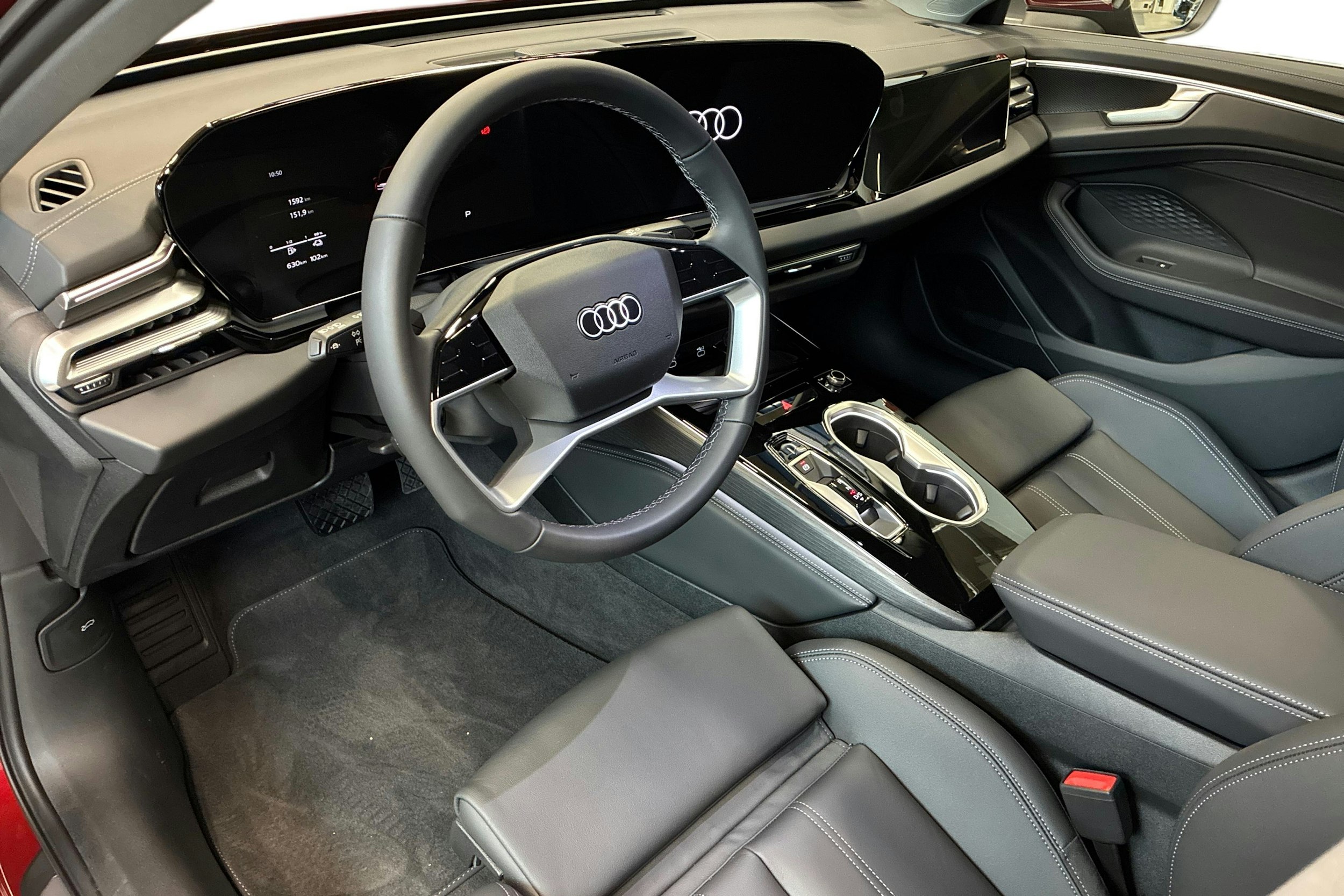 punainen Audi A6 2026 kuva 6.