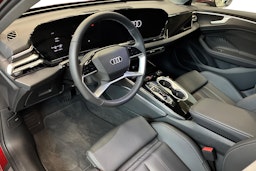 punainen Audi A6 2026 kuva 6.