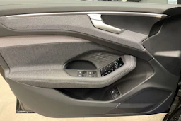 musta Audi A6 2026 kuva 15.