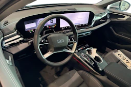 harmaa Audi A6 2026 kuva 6.