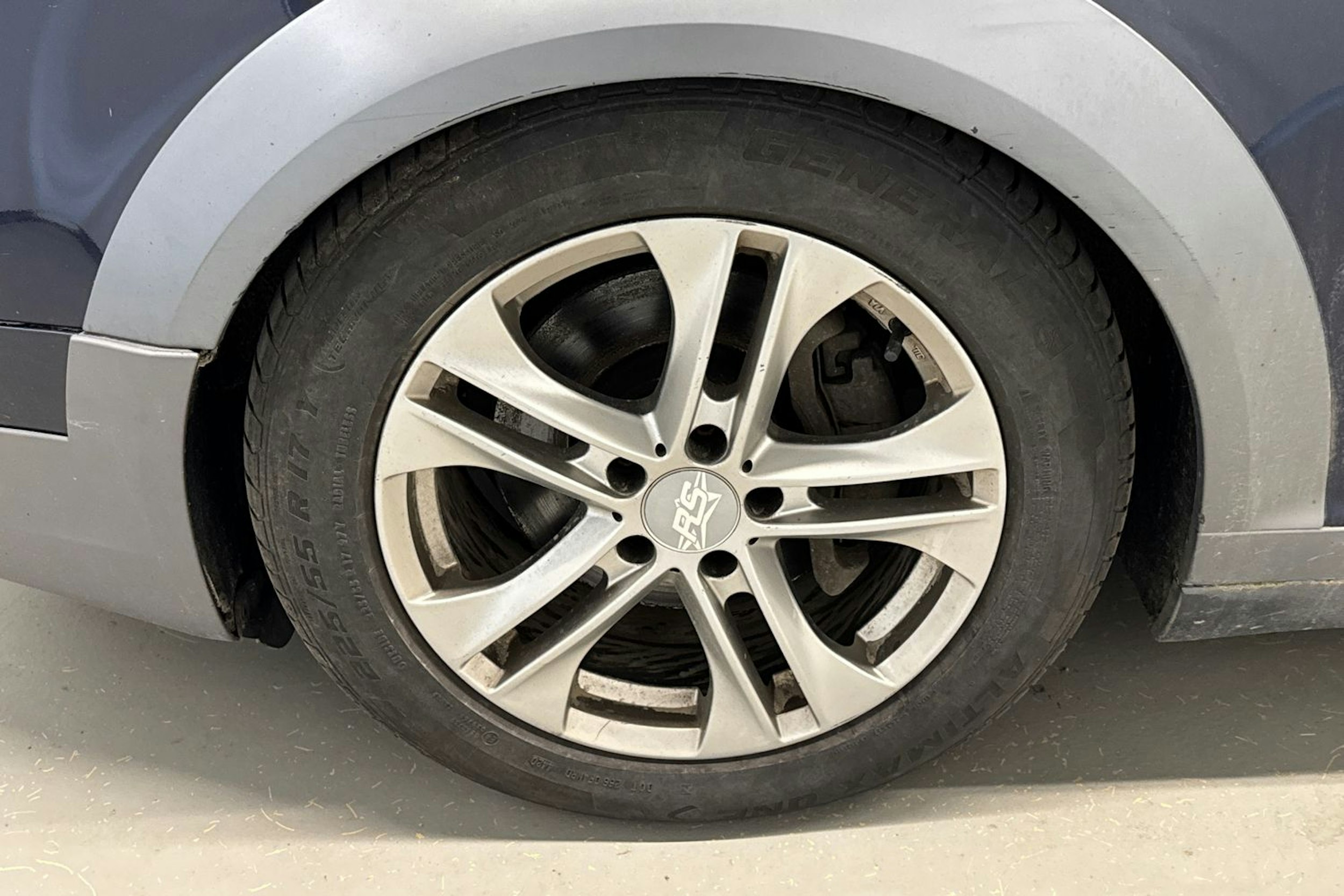 sininen Audi A6 allroad quattro 2006 kuva 11.
