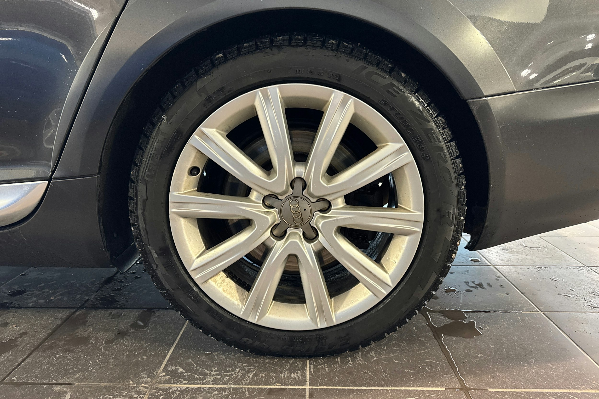 Harmaa Audi A6 ALLROAD QUATTRO 2009 kuva 10.