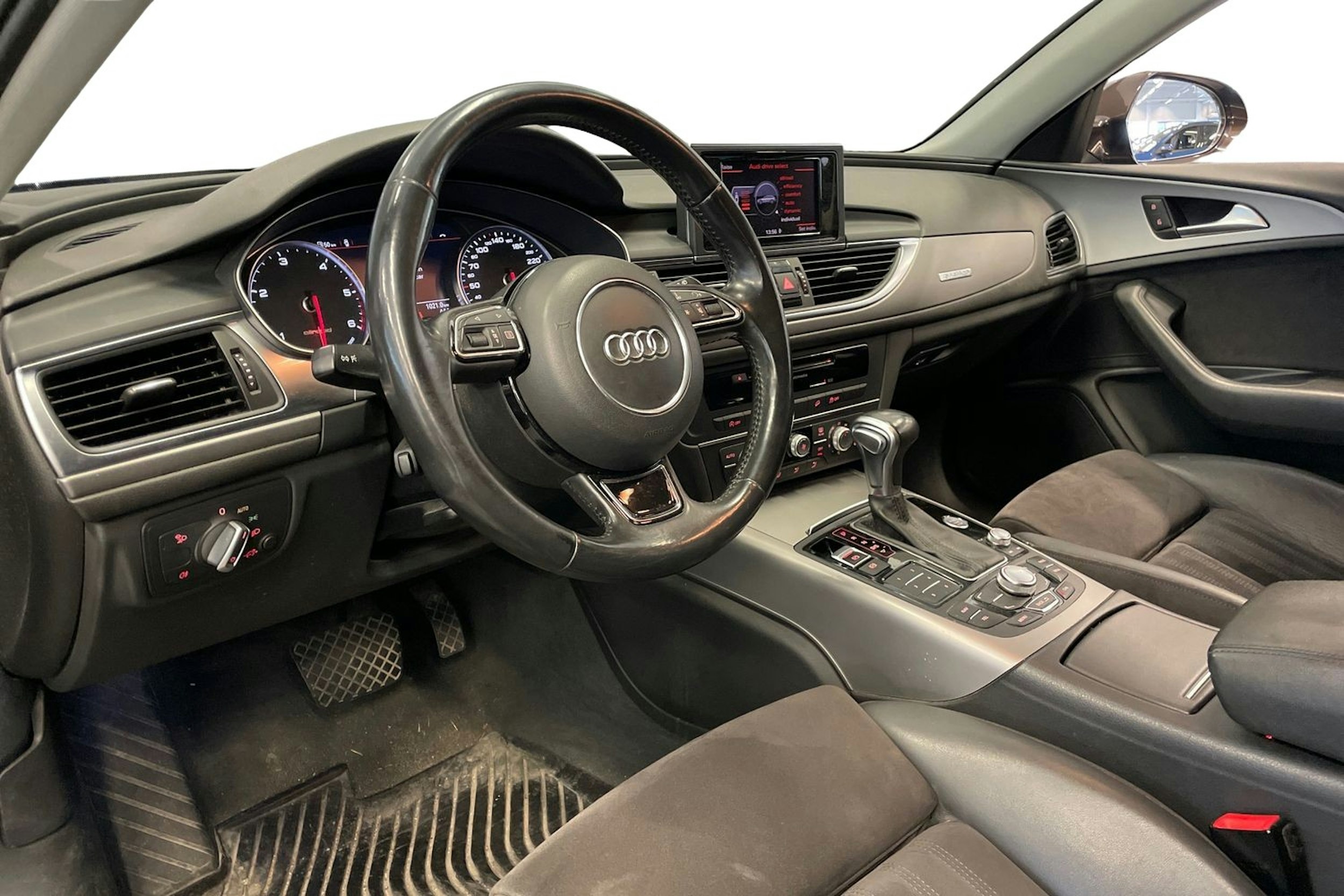 ruskea (beige) Audi A6 allroad quattro 2013 kuva 3.