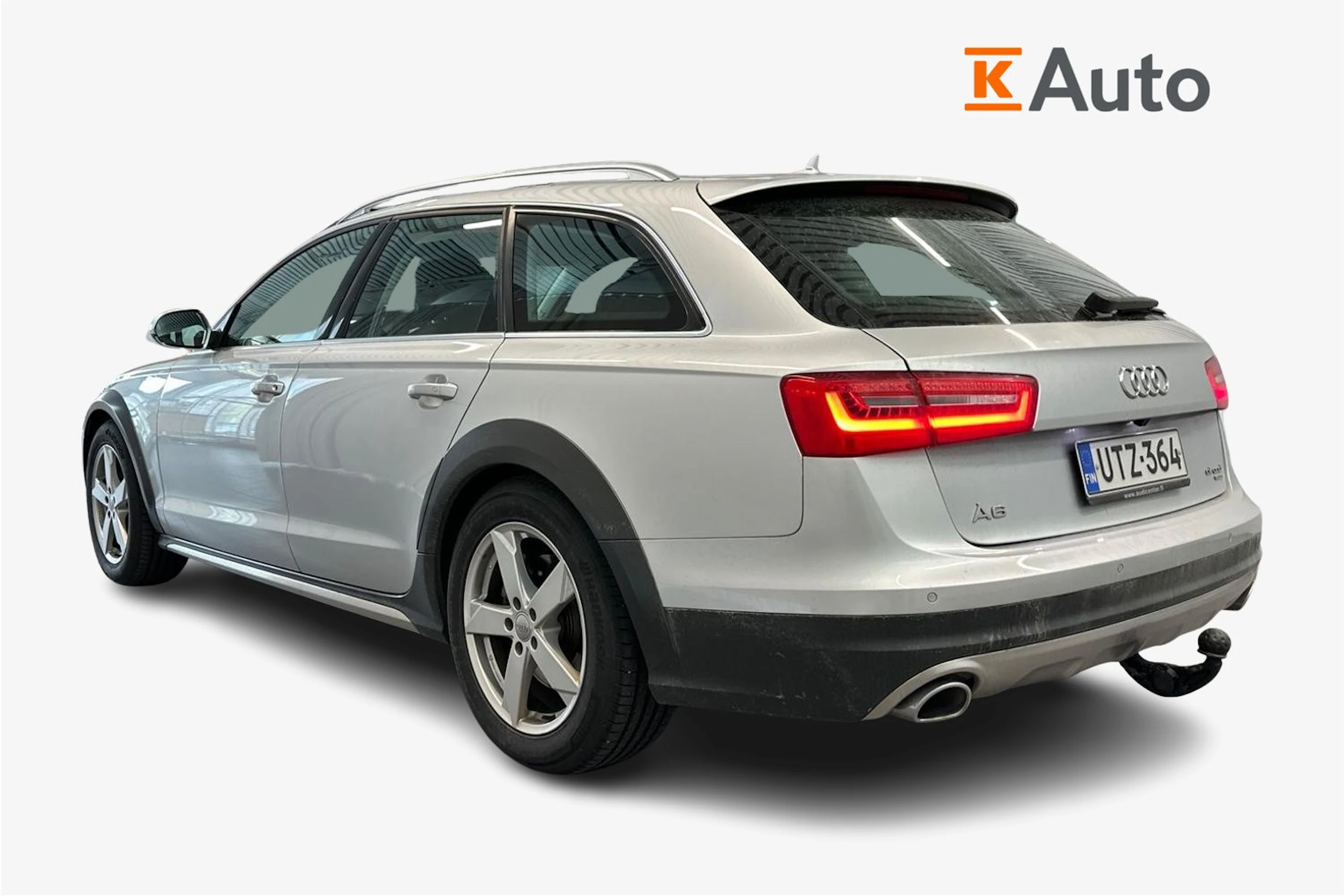 harmaa Audi A6 allroad quattro 2013 kuva 2.