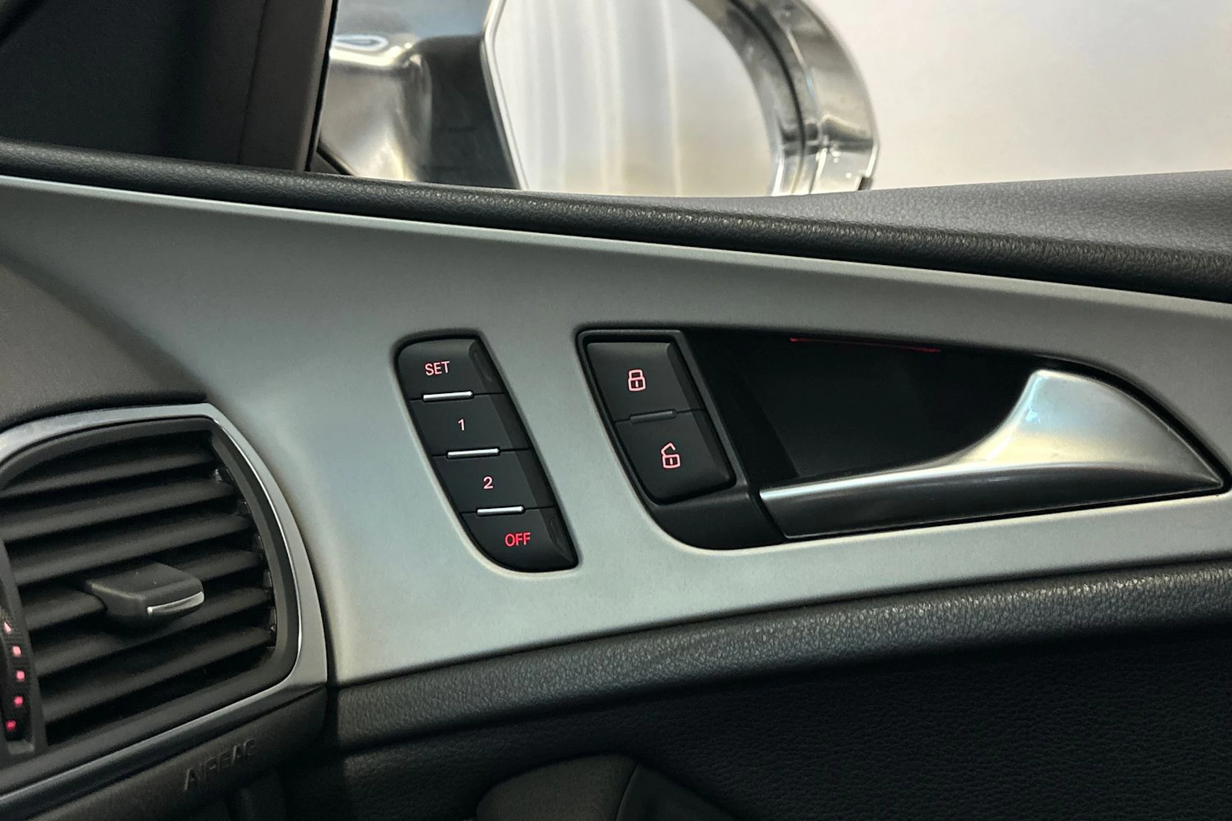 harmaa Audi A6 allroad quattro 2013 kuva 19.