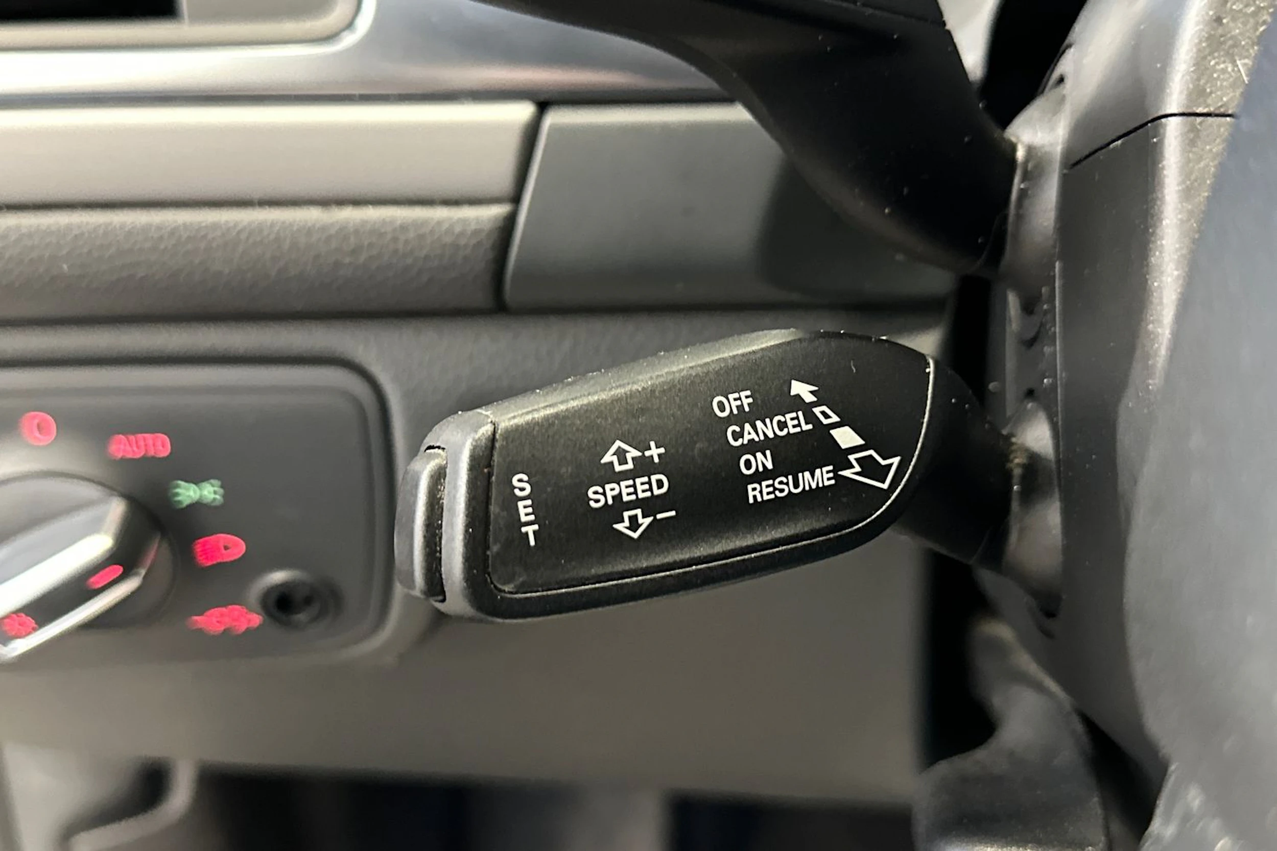 harmaa Audi A6 allroad quattro 2013 kuva 23.