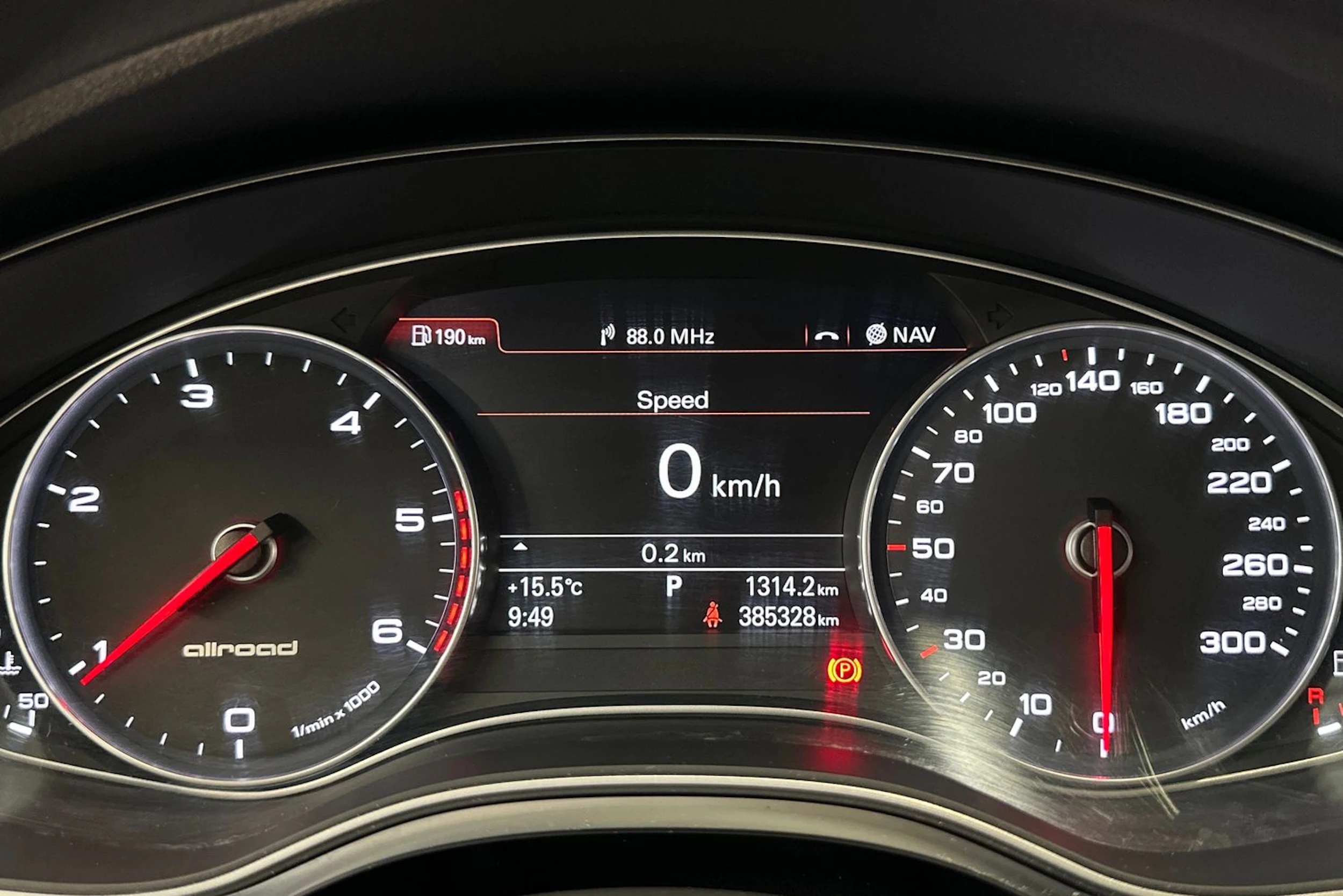 harmaa Audi A6 allroad quattro 2013 kuva 24.