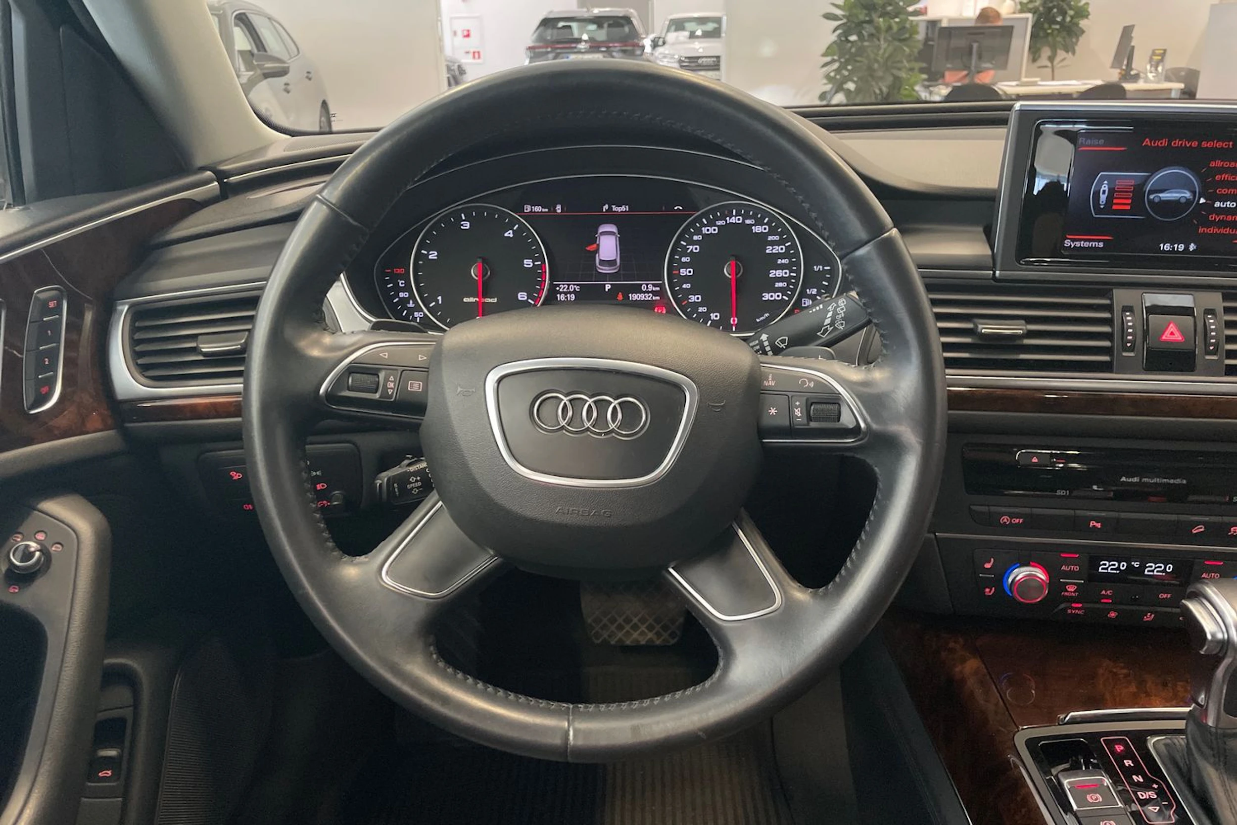 Ruskea (beige) Audi A6 ALLROAD QUATTRO 2014 kuva 19.