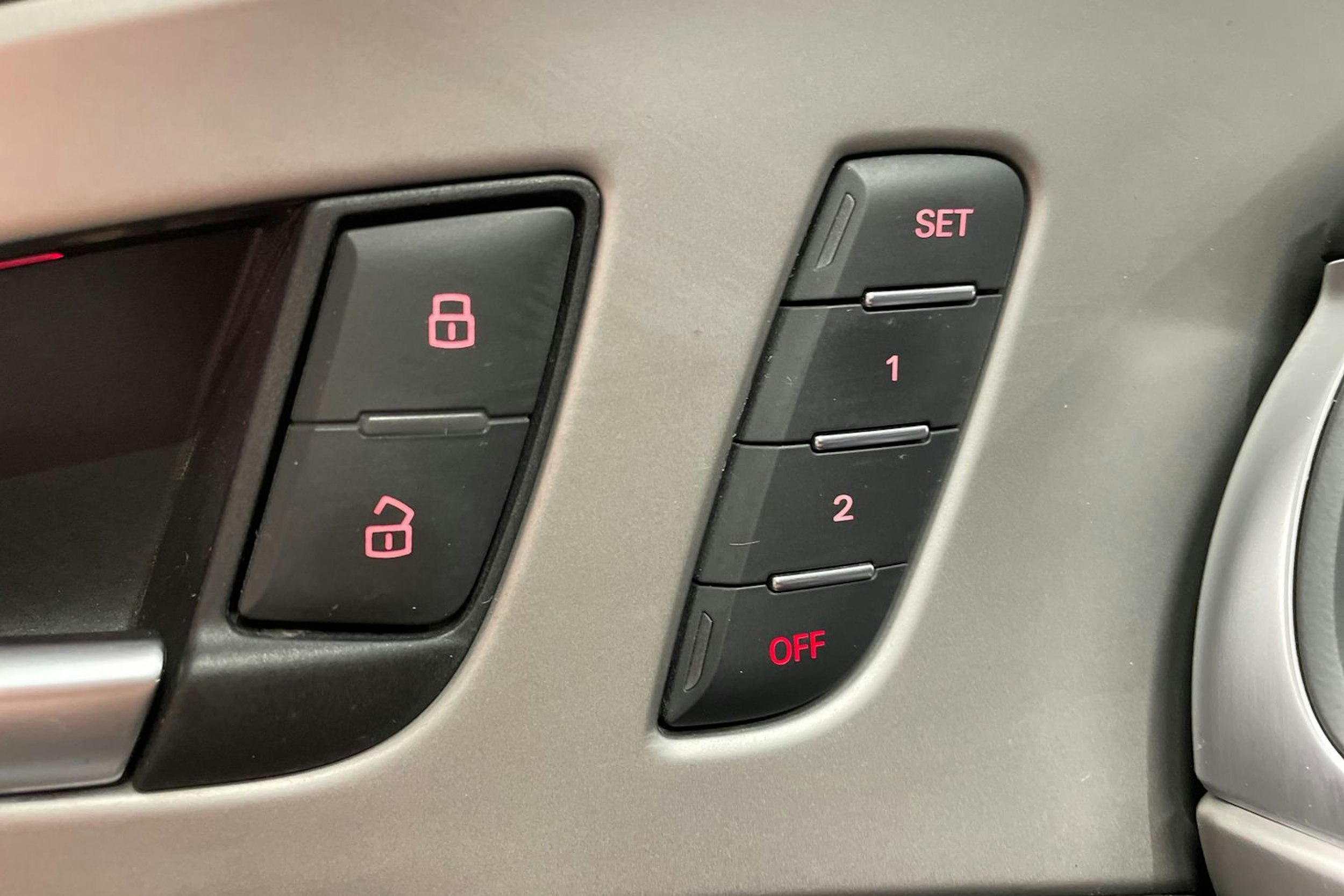 Sininen Audi A6 ALLROAD QUATTRO 2014 kuva 28.