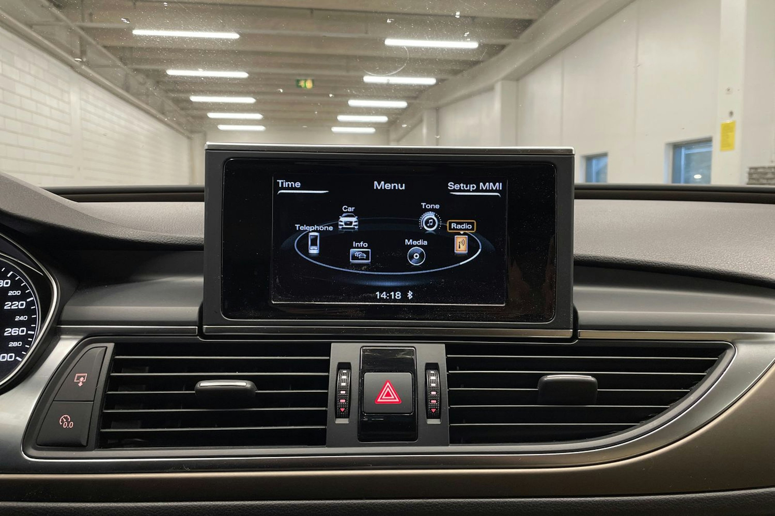 met. ruskea (beige) Audi A6 allroad quattro 2014 kuva 17.