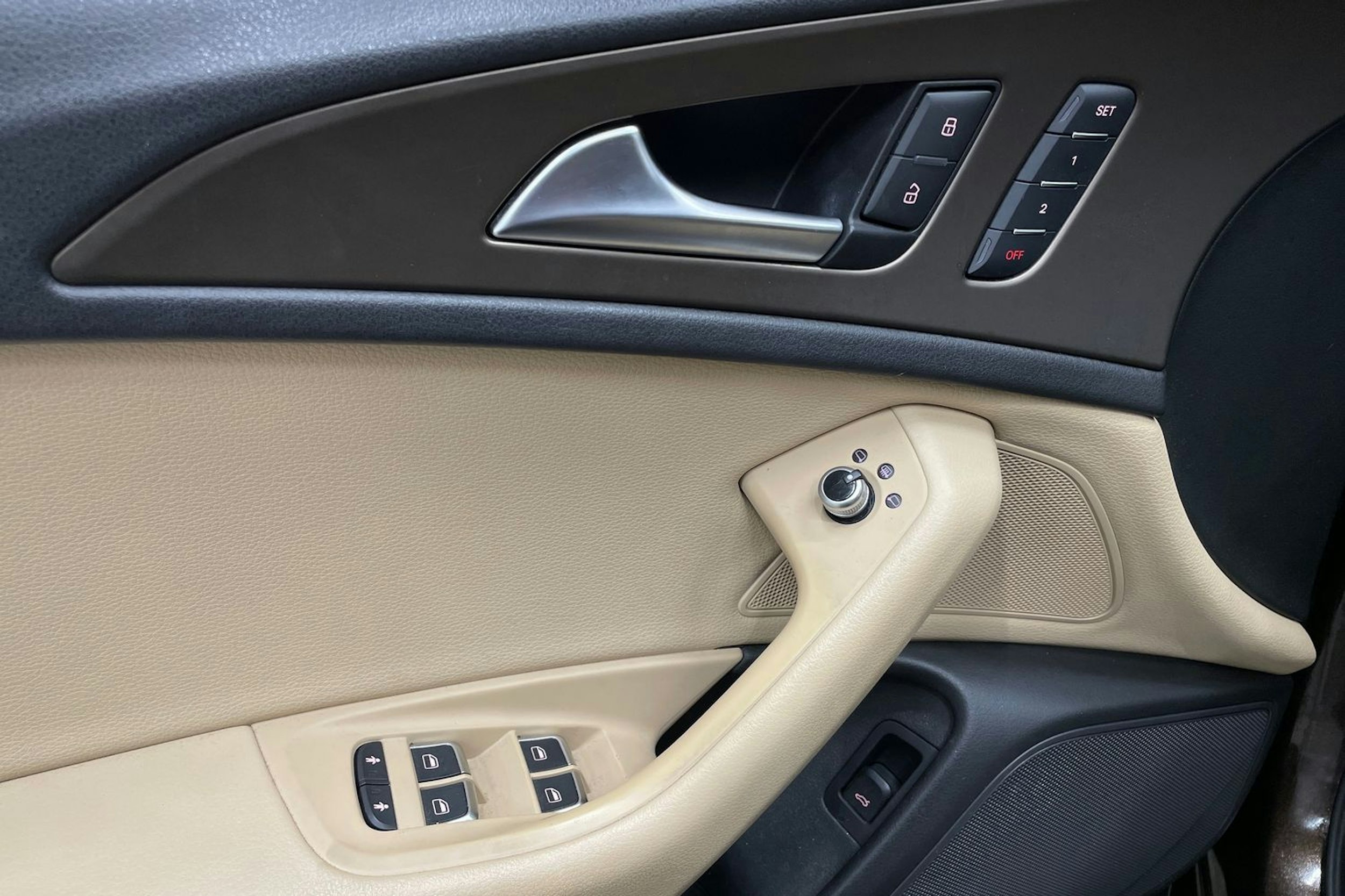 met. ruskea (beige) Audi A6 allroad quattro 2014 kuva 26.