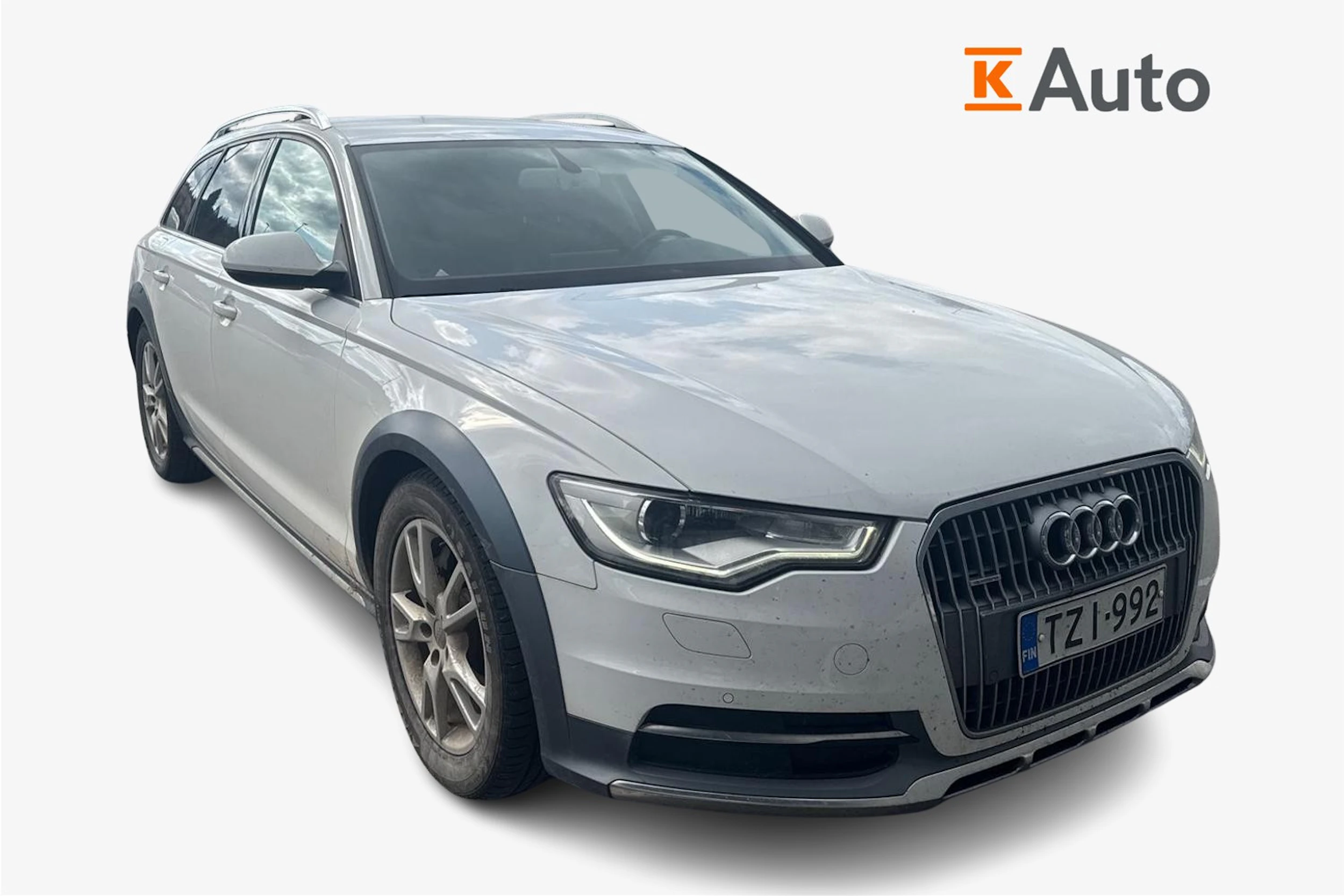 valkoinen Audi A6 allroad quattro 2014 kuva 1.