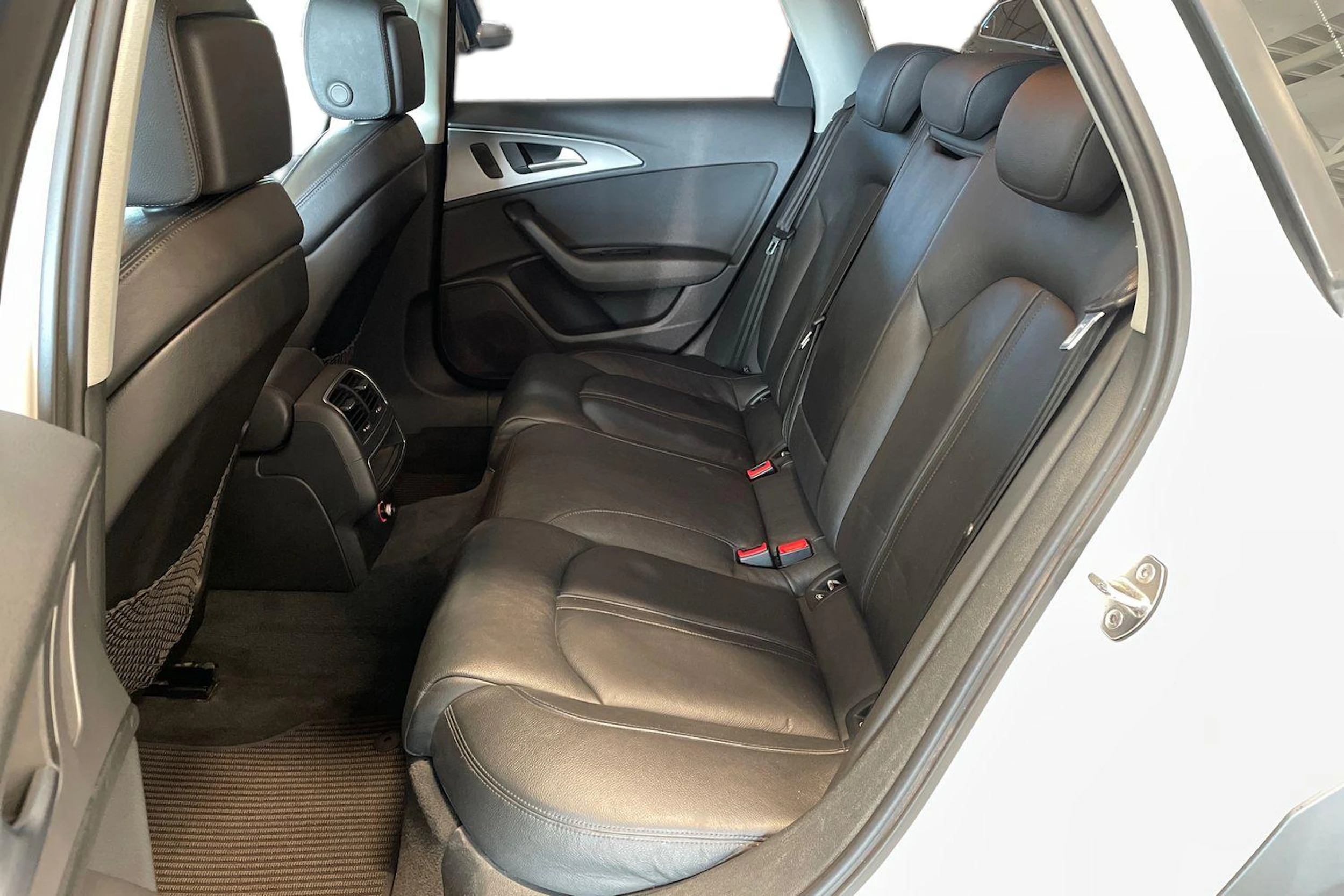 valkoinen Audi A6 allroad quattro 2014 kuva 8.